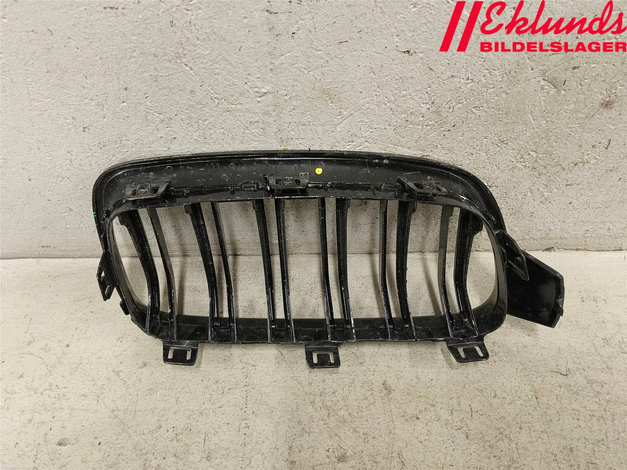 BMW 3 F30/F31/F80 12-19 Grilldel Mitt