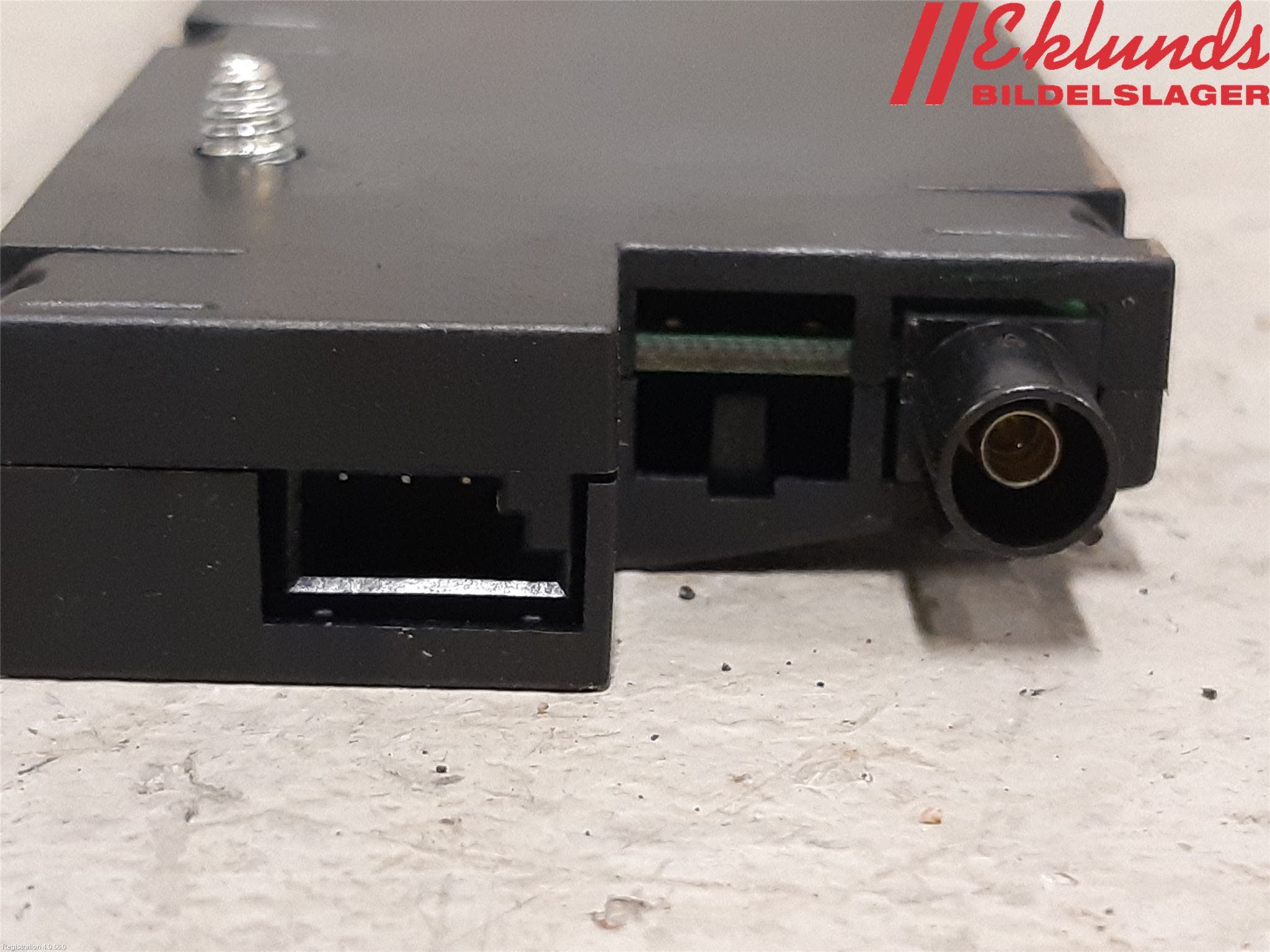 BMW 5 F10/F11/F18 09-17 Antennförstärkare