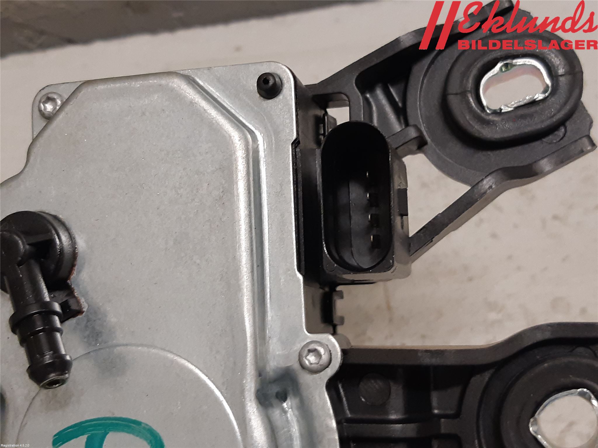 Volkswagen VW PASSAT 11-14 Torkarmotor Baklucka