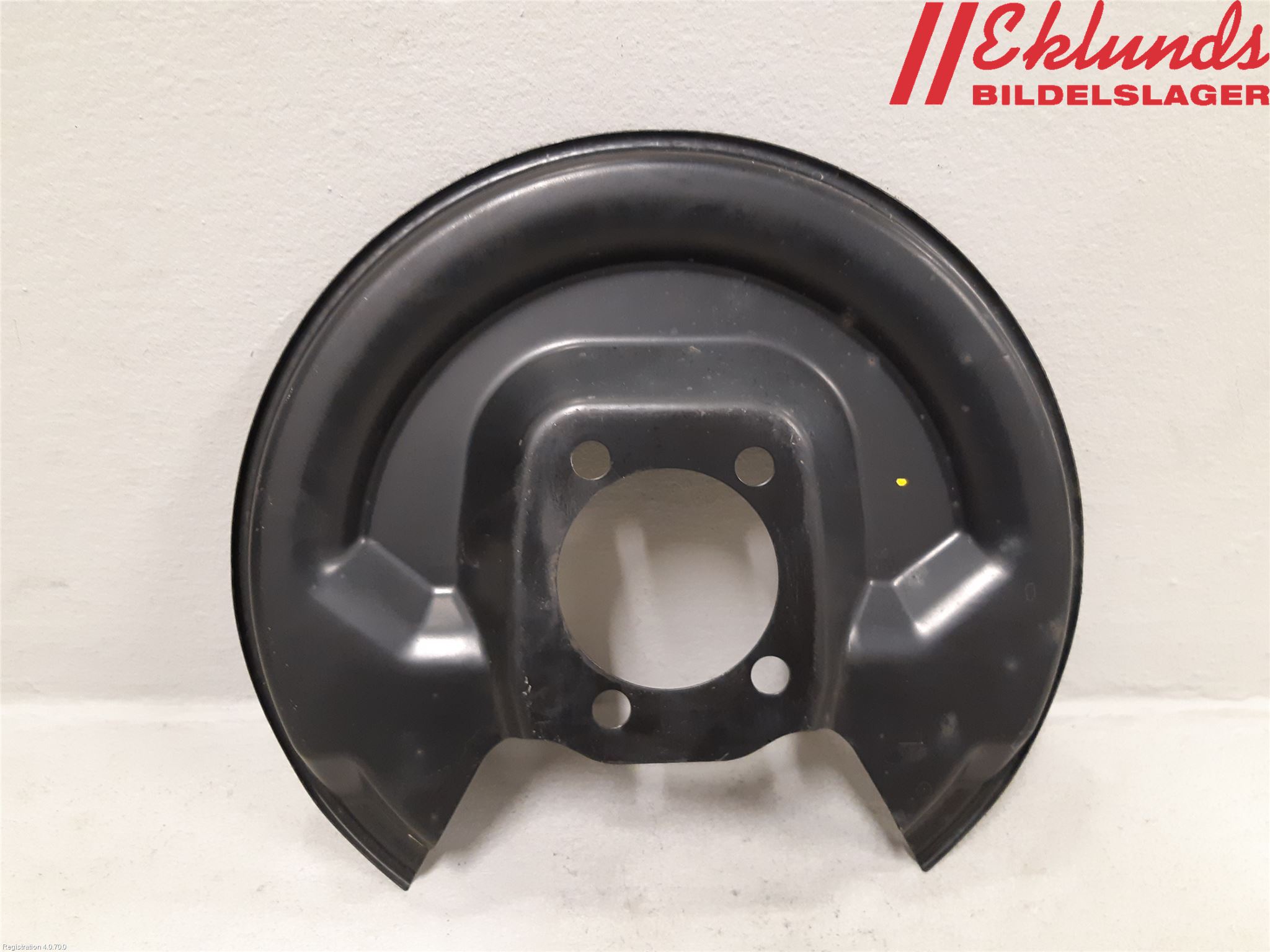 Toyota YARIS XP130 15-20 Bromssköld Bak