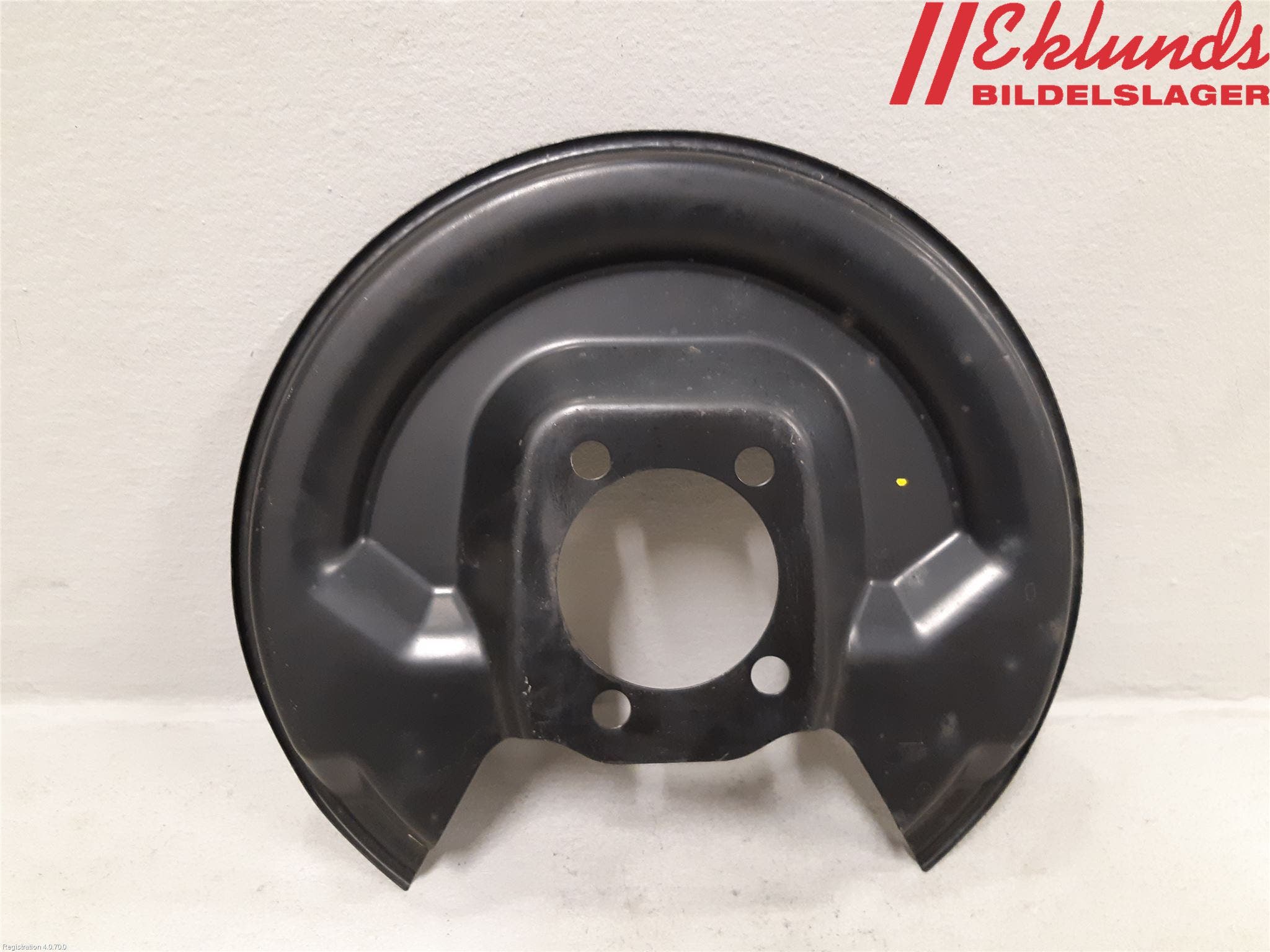 Toyota YARIS XP130 15-20 Bromssköld Bak