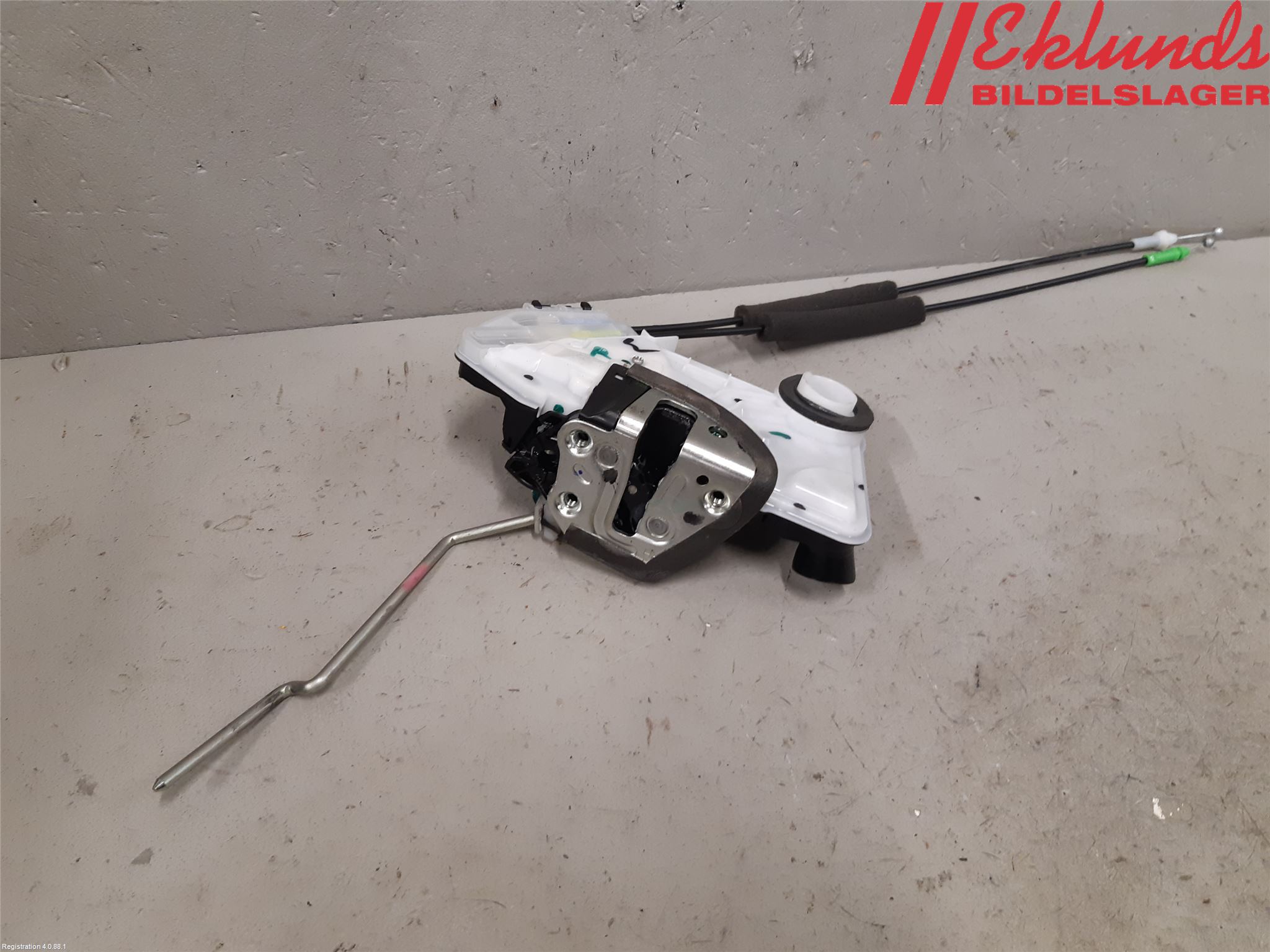 Toyota COROLLA 19- Låskista-Dörrlås