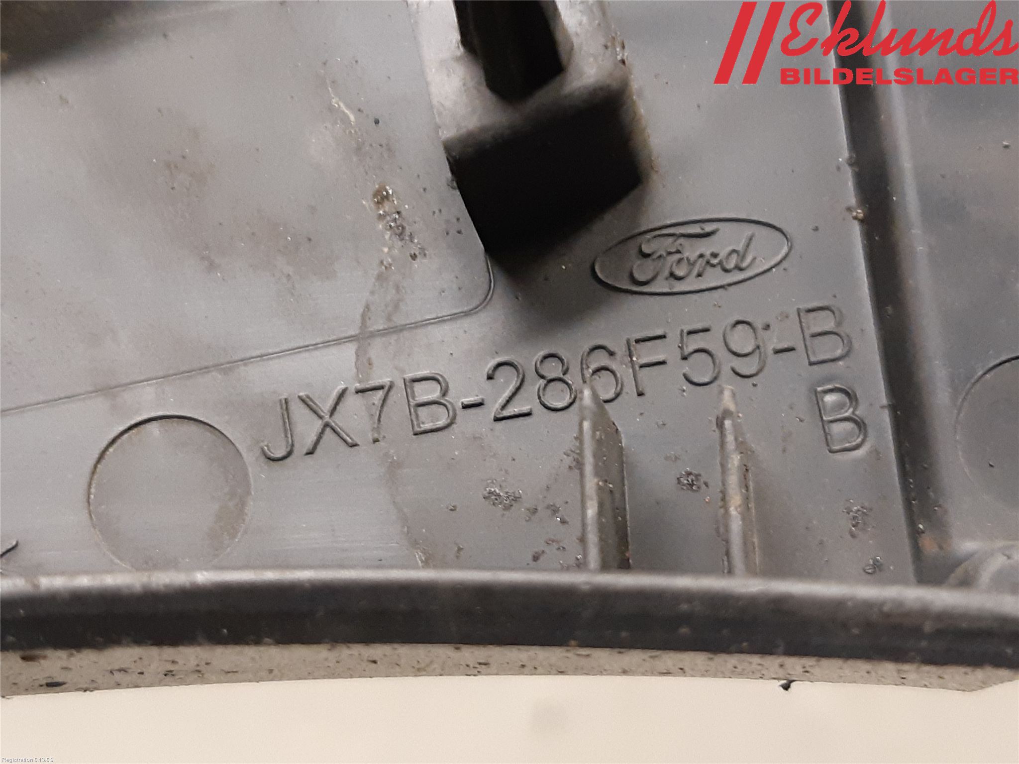Ford FOCUS 19- Stöt Utfyllnad-List-Grill