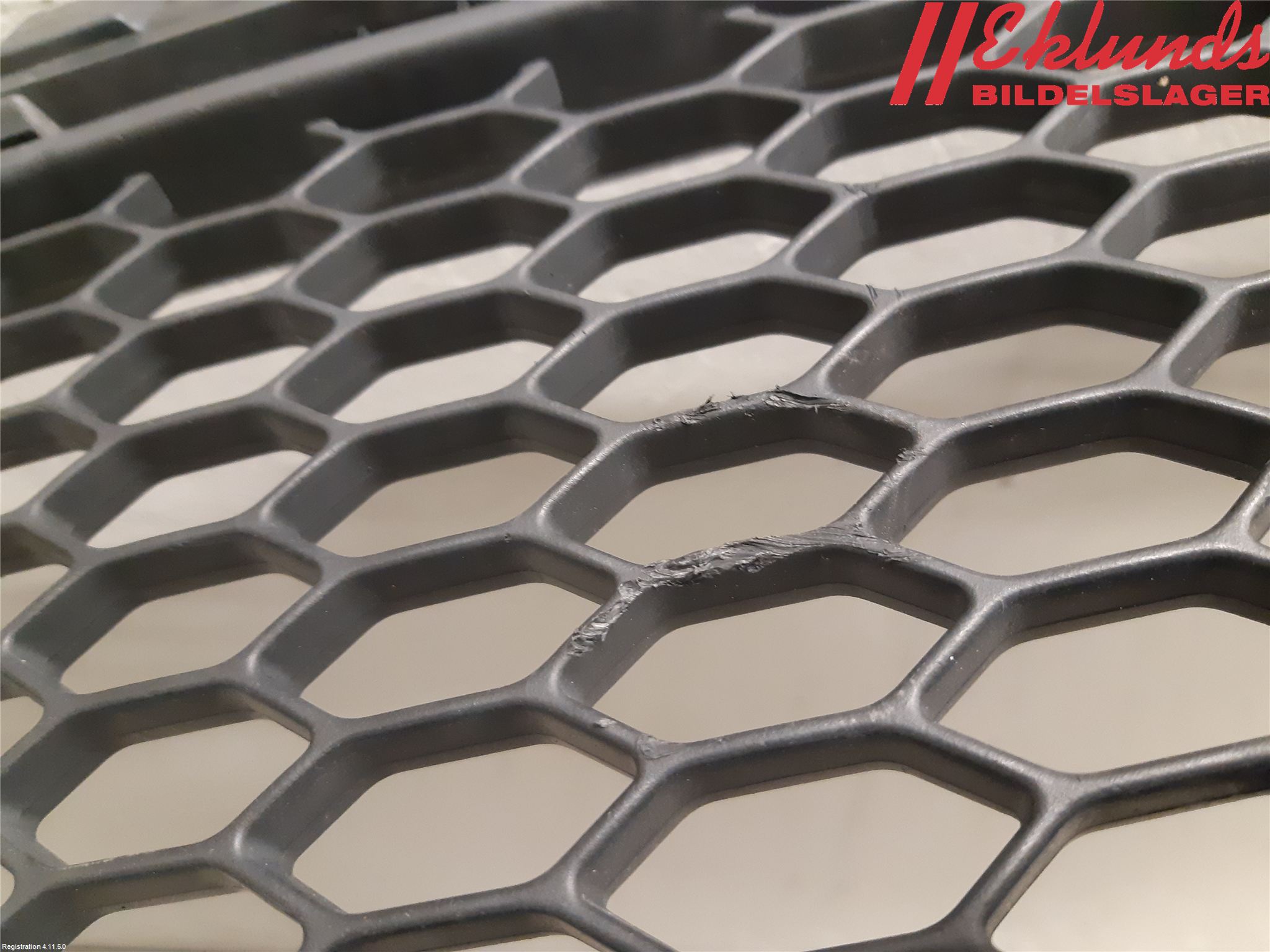 Renault TRAFIC/E-TECH 15- Stöt Utfyllnad-List-Grill