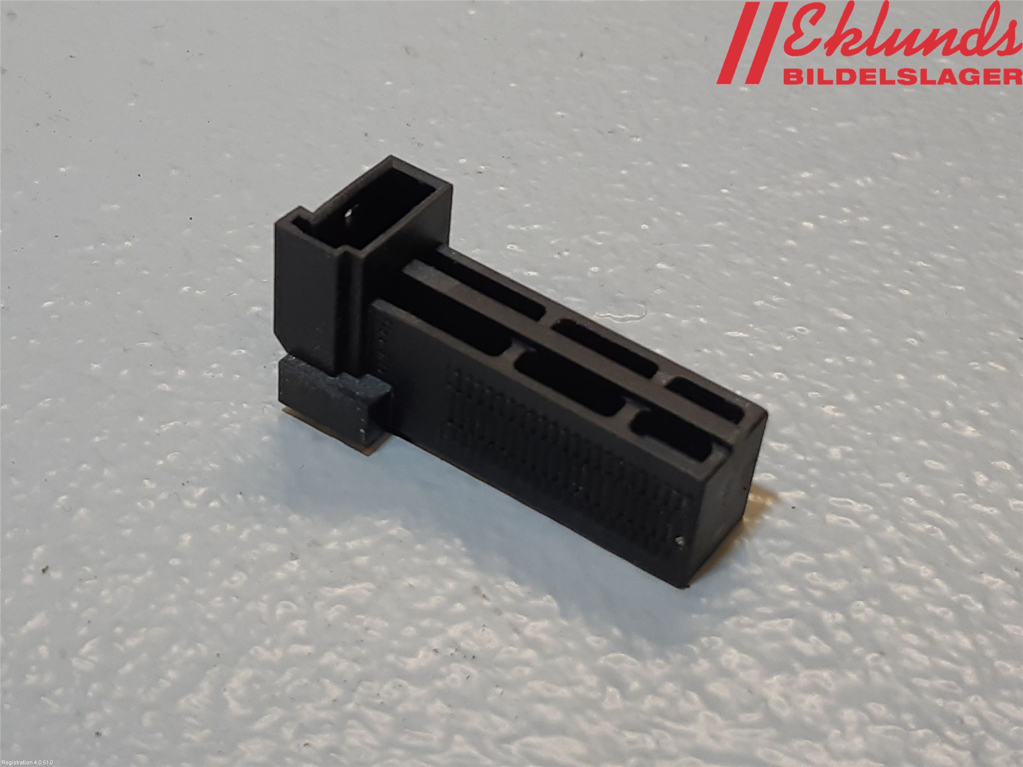 BMW 3 E90/91 SED/TOU 05-12 Bromsljuskontakt