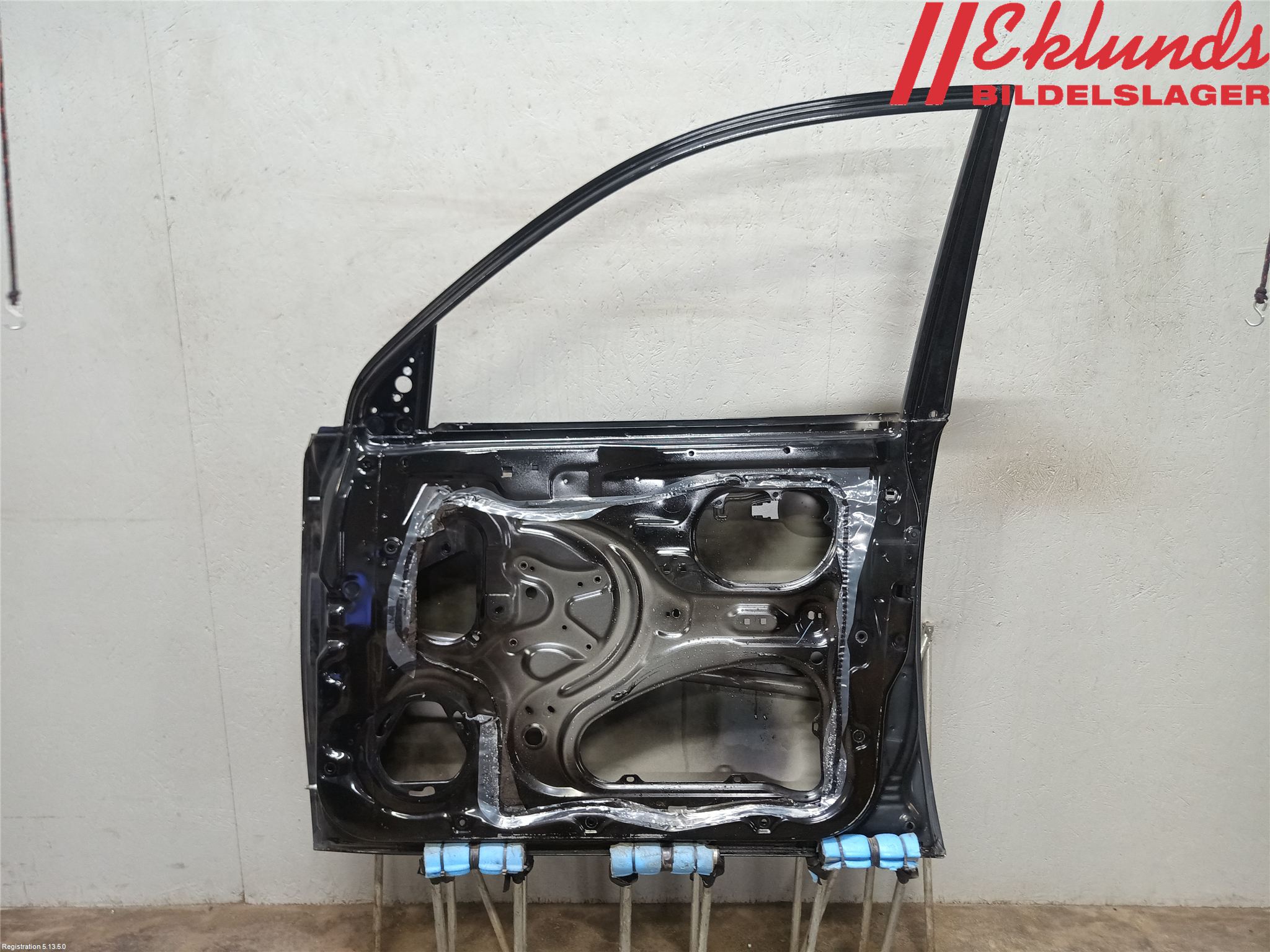 Mitsubishi L200 06-15 Dörr Fram Höger