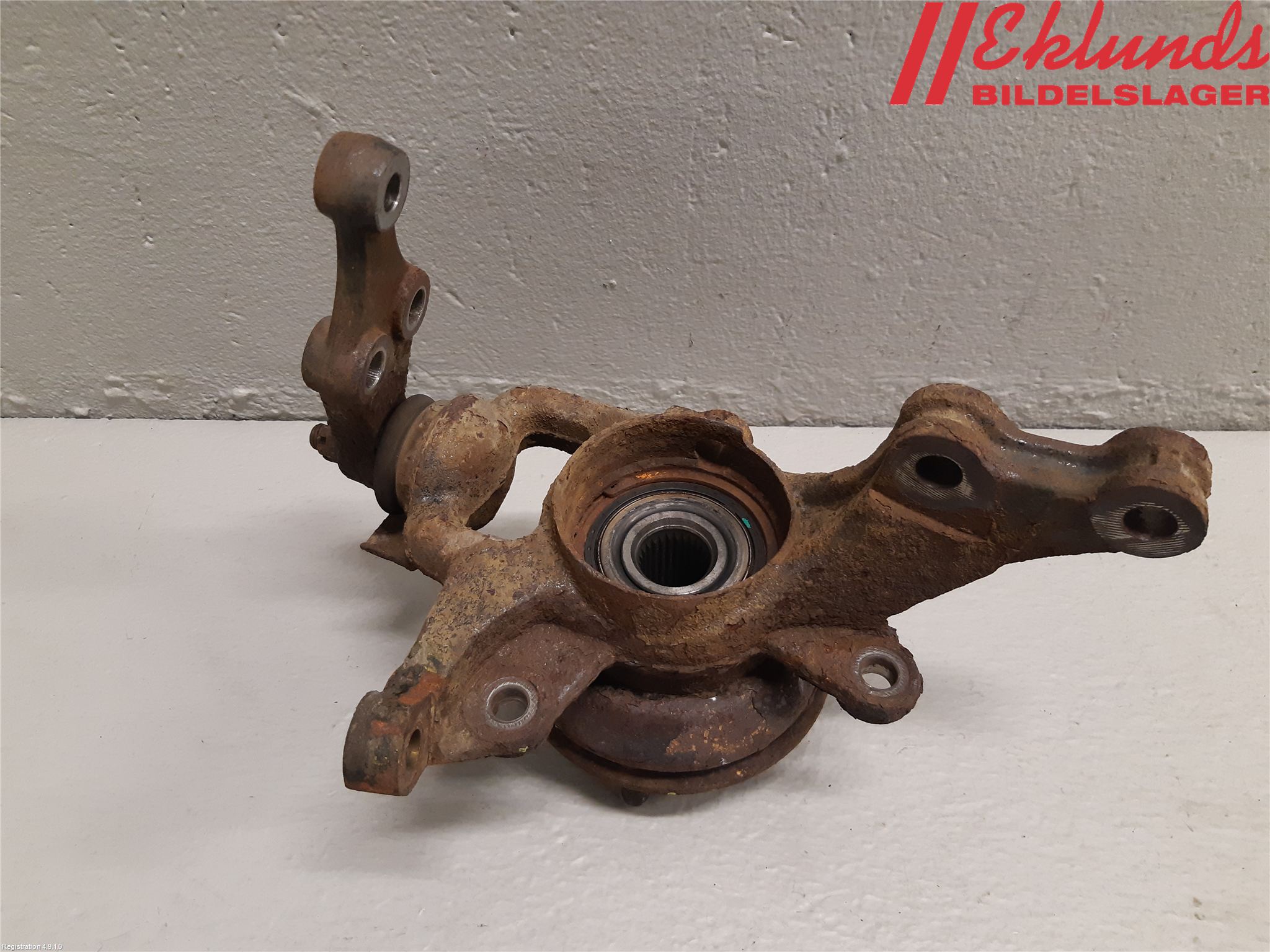 Kia CEED 06-12 Styrspindel Lagerhus Hö