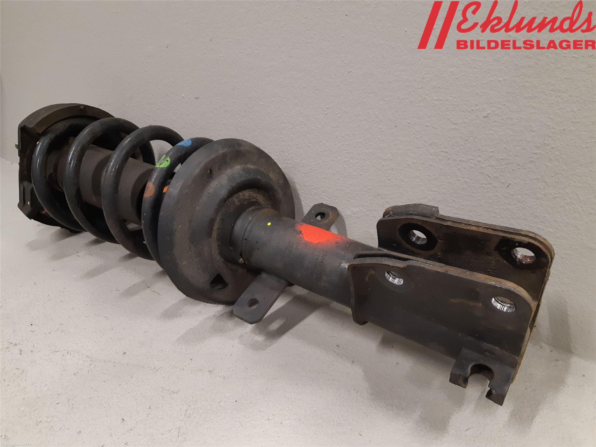 Opel VIVARO 15-19 Fjäderben Fram Vänster