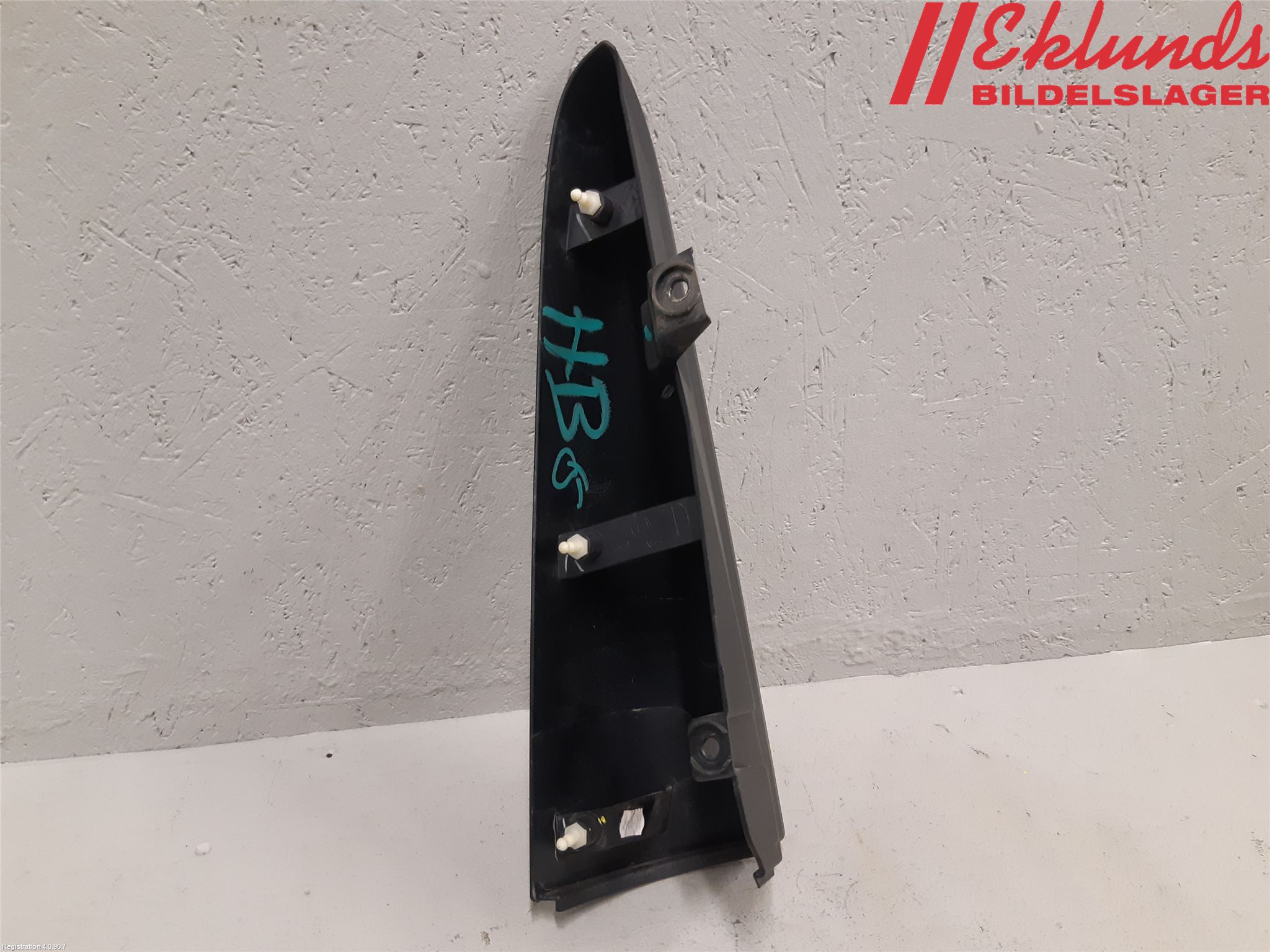 Renault KANGOO II 15-21 Bakljussarg