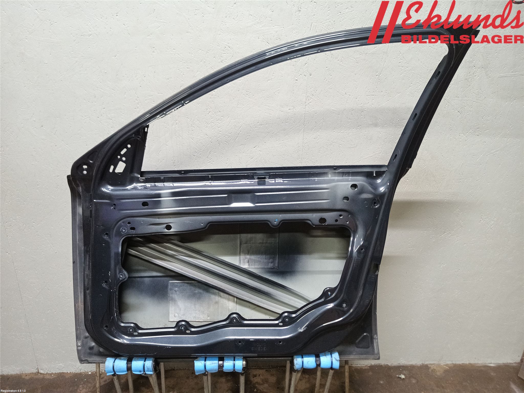Volvo V70 08-13 Dörr Fram Höger