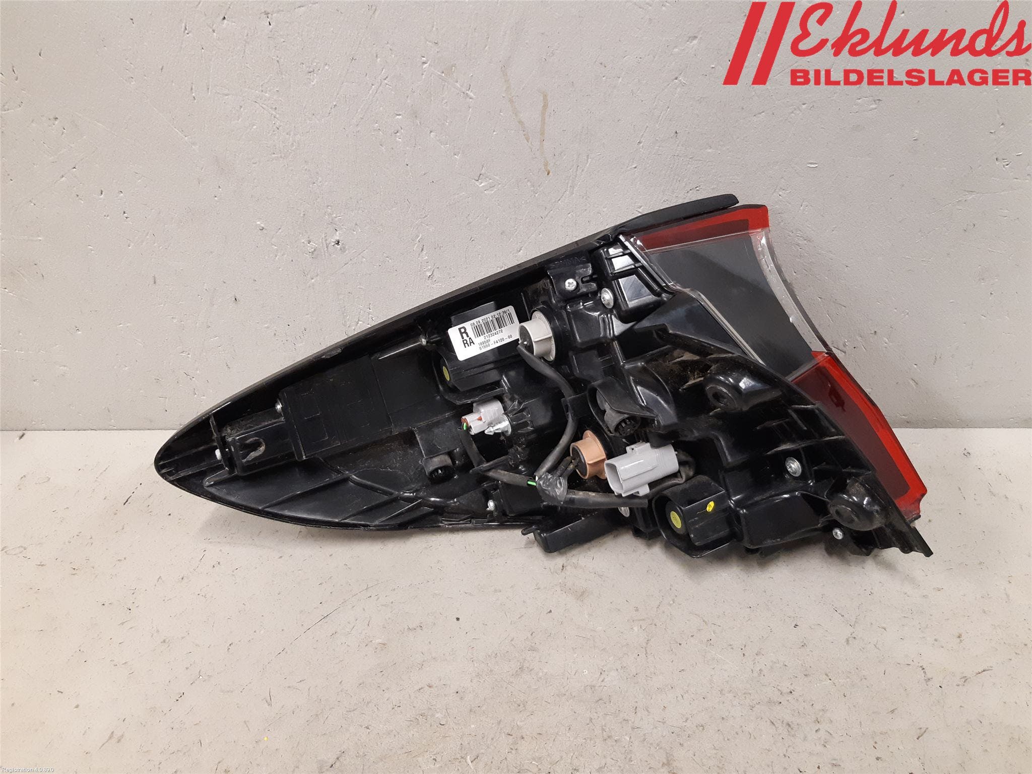 Toyota C-HR 16-23 Bakljus Höger