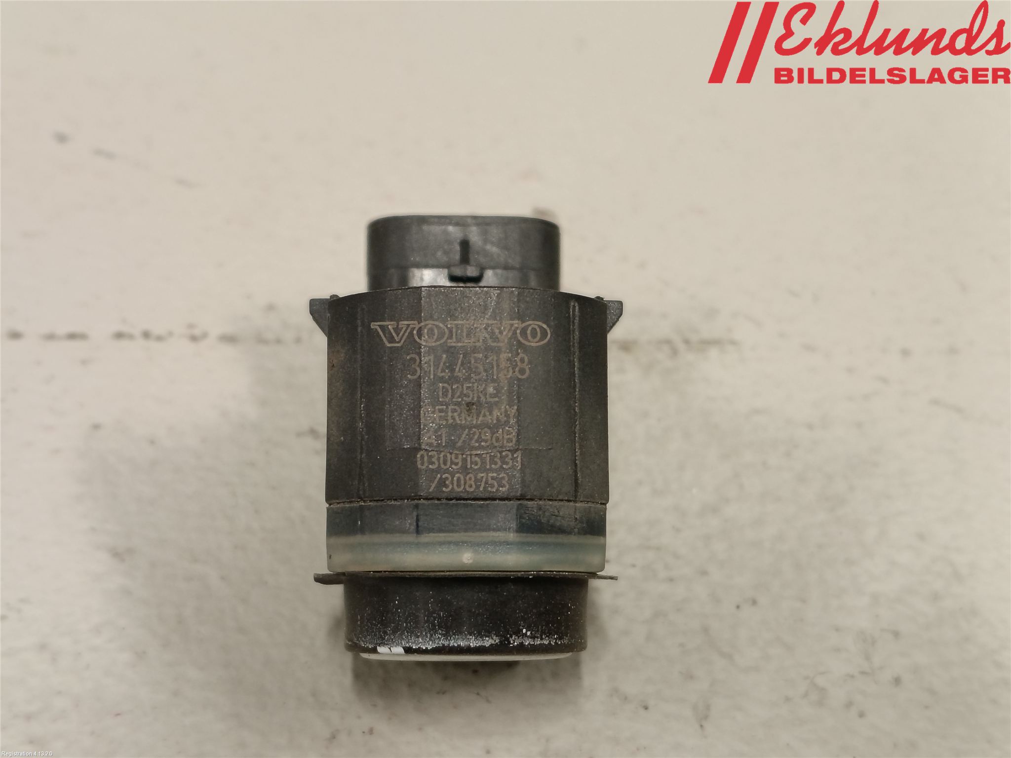 Volvo XC60 14-17 Parkeringshjälp Frontsensor