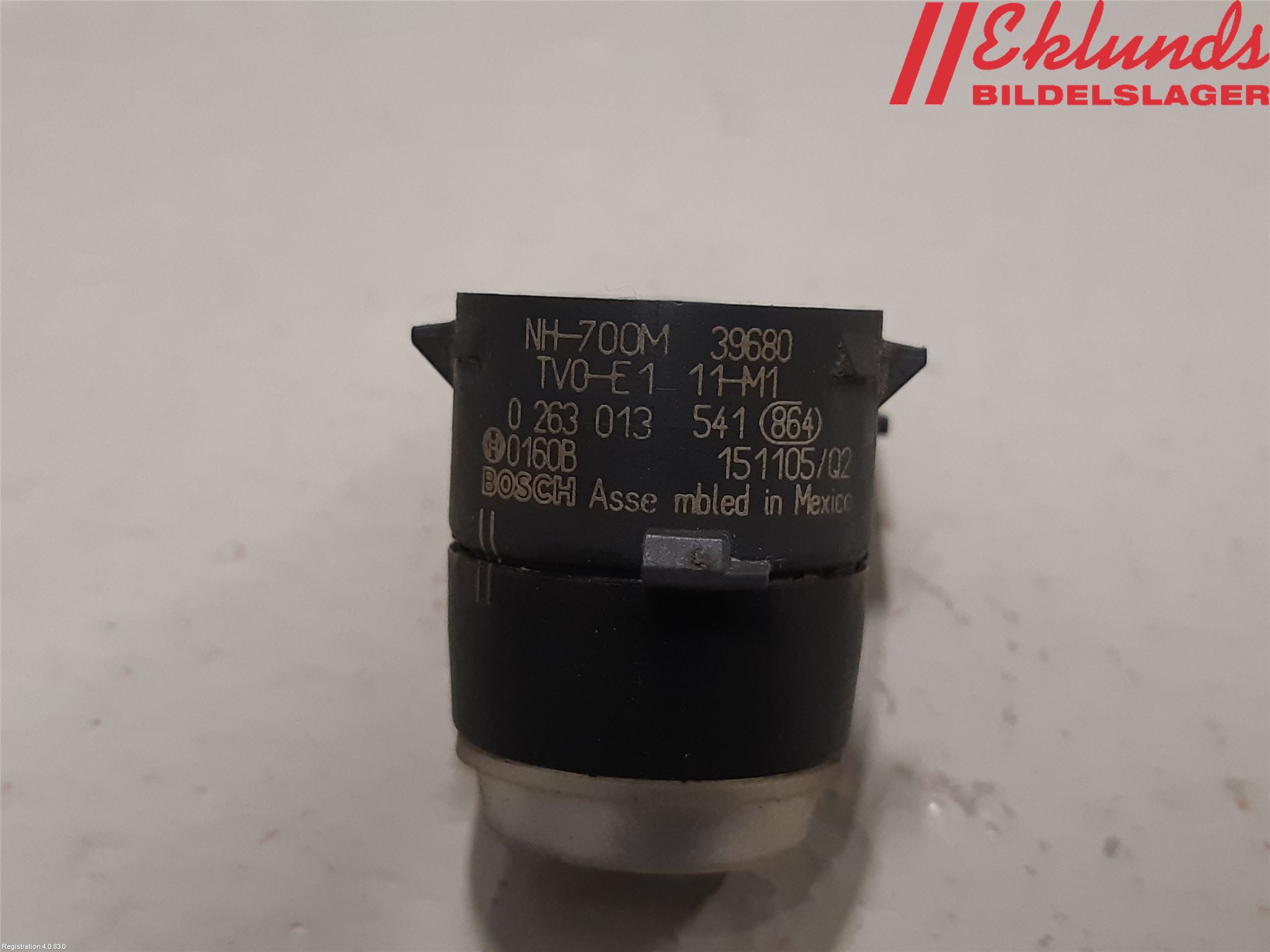 Honda HR-V 15-21 Parkeringshjälp Frontsensor