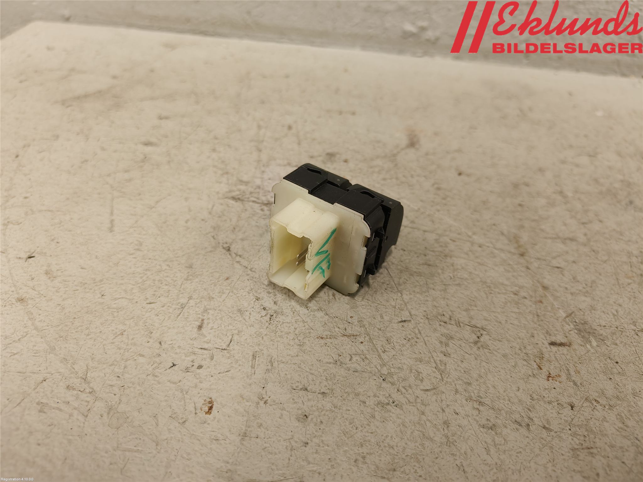 Renault TRAFIC/E-TECH 15- Strömställare Elhiss