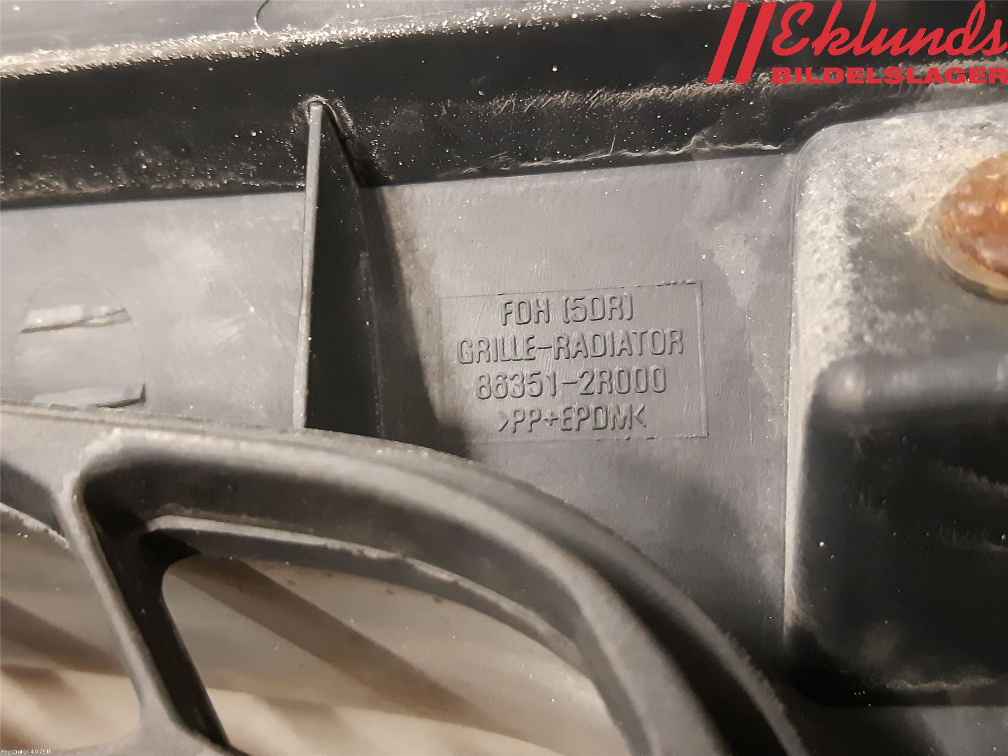 Hyundai i30 FD 07-12 Grill Komp