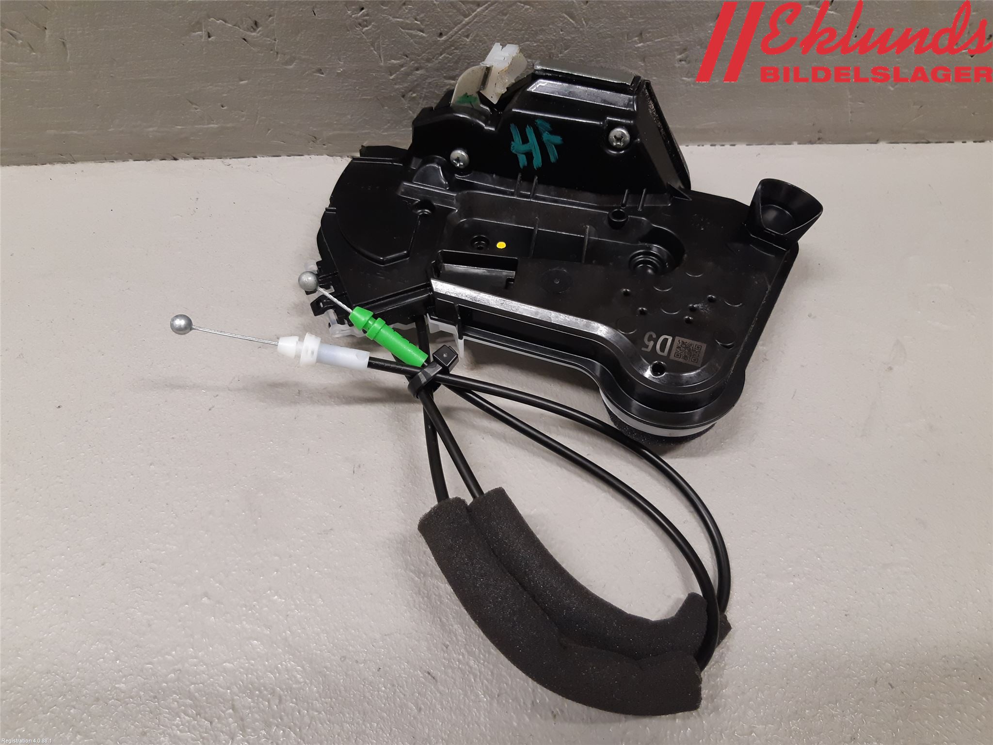 Toyota COROLLA 19- Låskista-Dörrlås