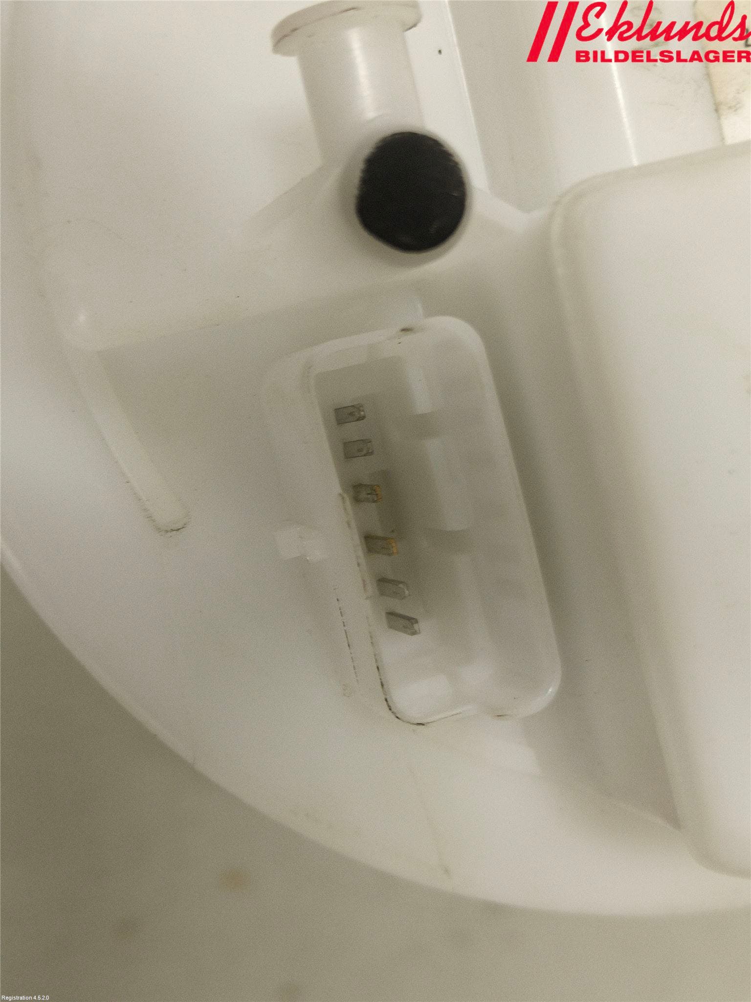 Peugeot 2008/E-2008 20- Bränslepump El