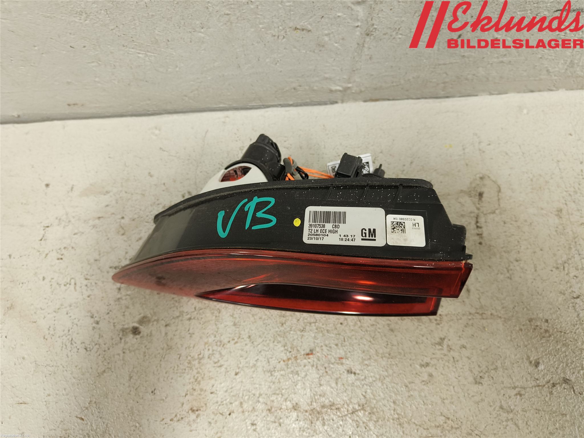 Opel INSIGNIA 17- Bakljus Lucka Vä