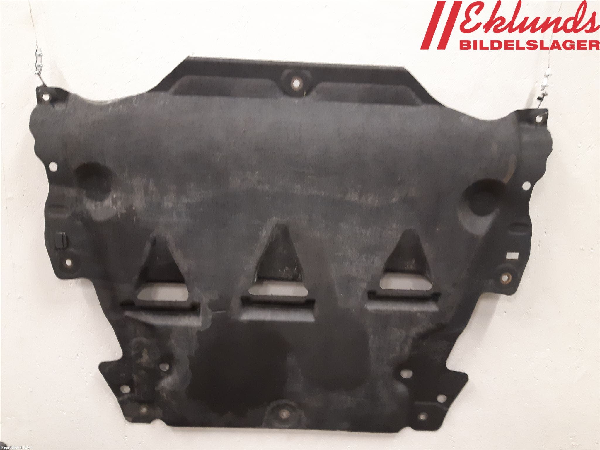 Volvo XC60 14-17 Hasplåt Plåt-Plast