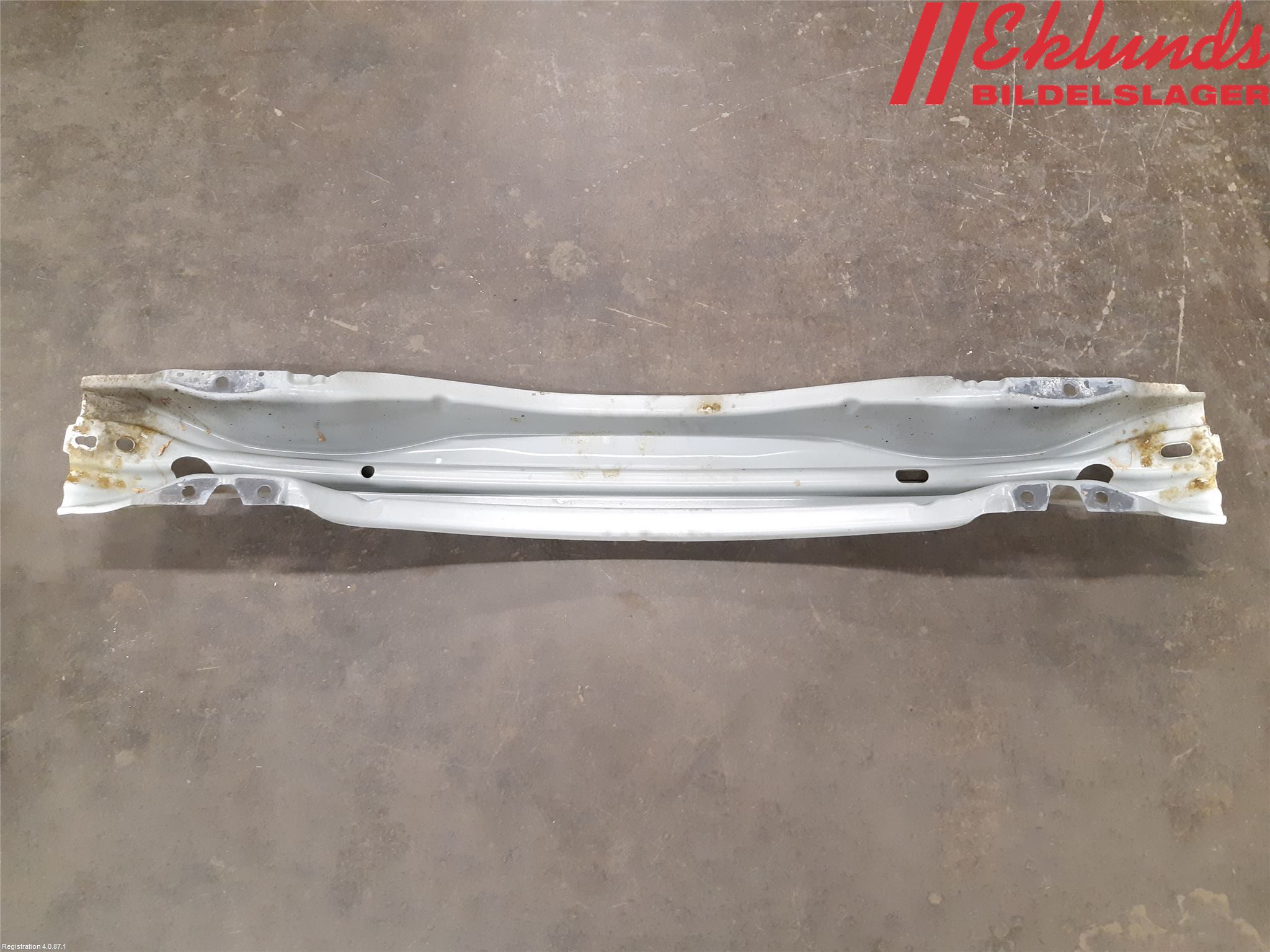 Volvo V60 11-13 Stötfångarbalk Bak