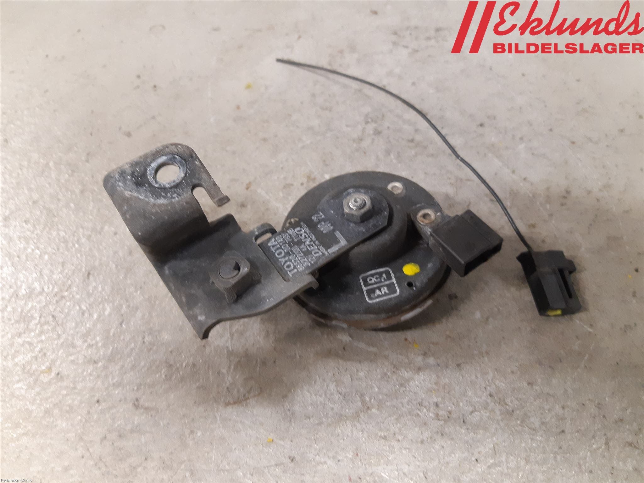 Toyota YARIS XP130 12-14 Signalhorn