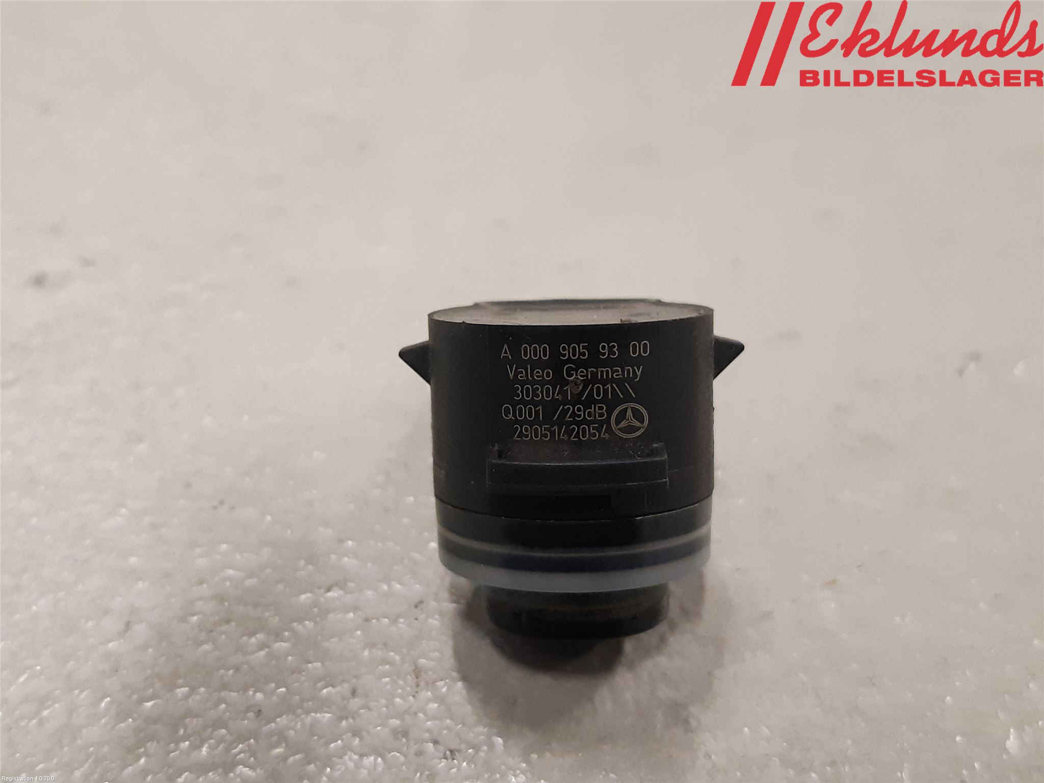 Mercedes-Benz MB E-KLASS (W212) 09-16 Parkeringshjälp Frontsensor