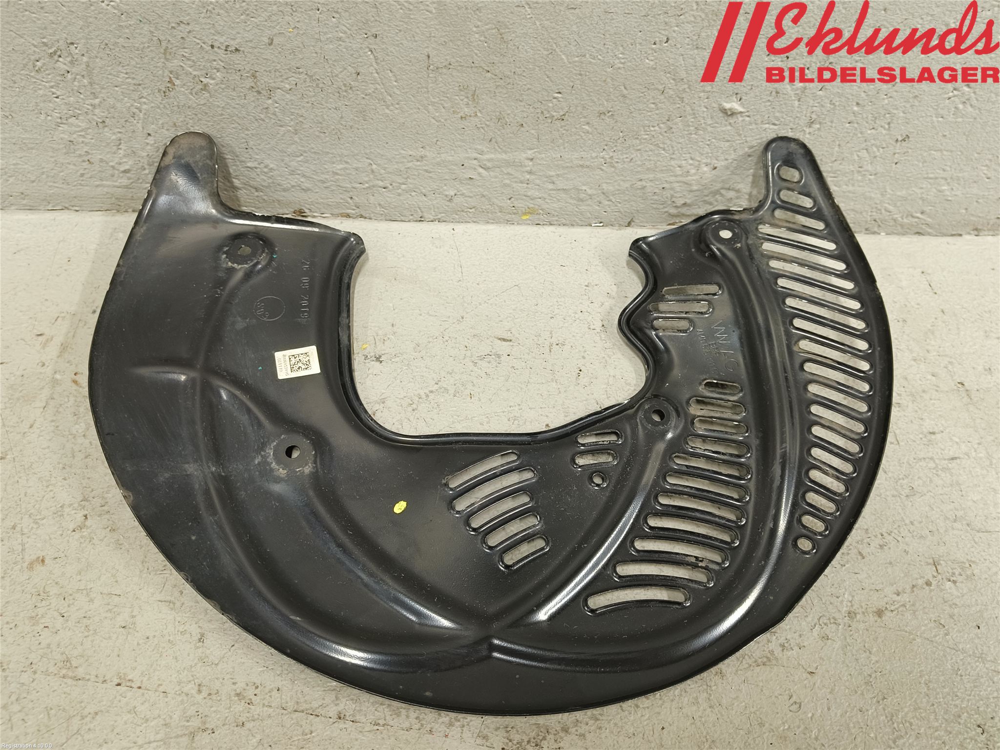 Audi A4/S4 B9 20- Bromssköld Fram