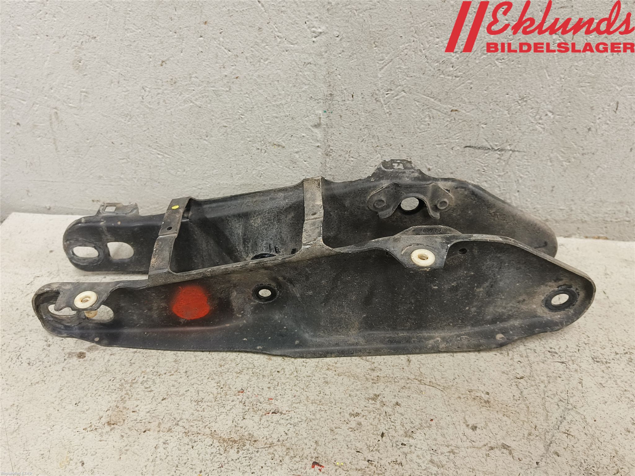 BMW 5 G30/G31/F90 17-23 Bärarm Bak Vänster