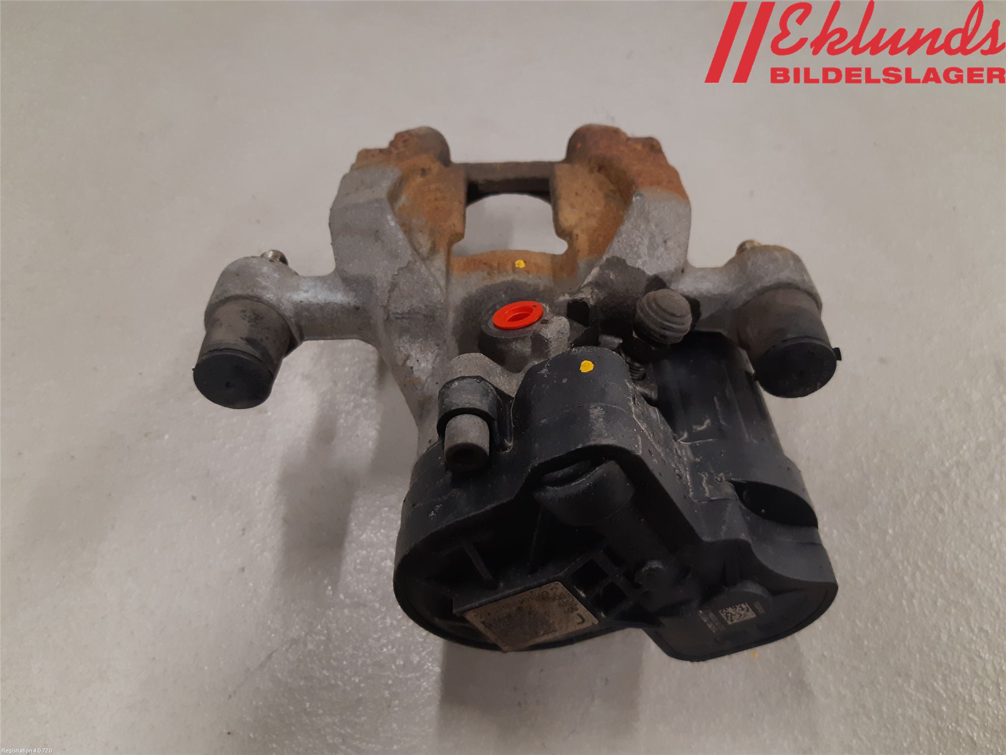 Volkswagen VW PASSAT 15-19 Bromsok Bak Höger