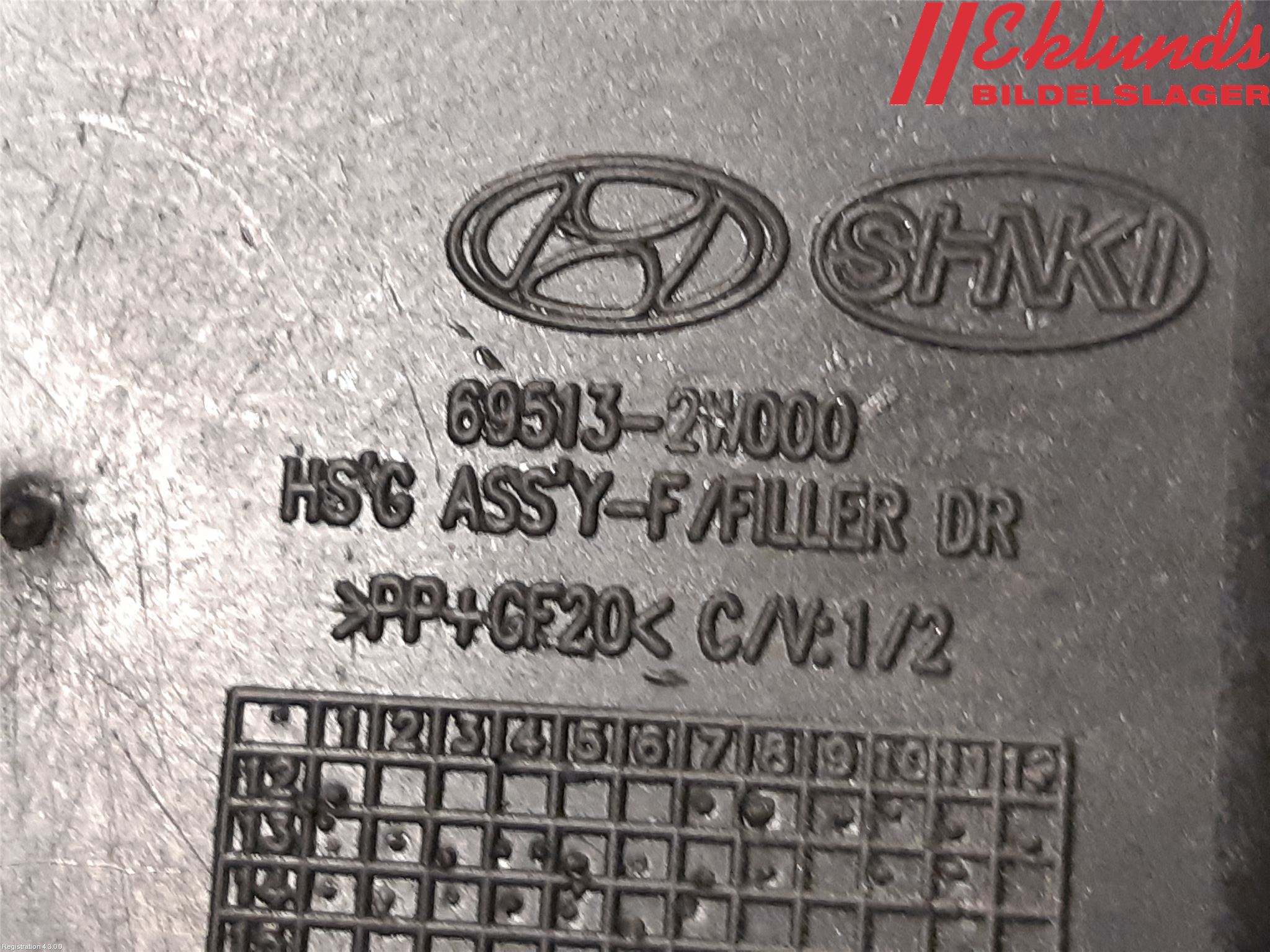 Hyundai SANTA FE 13-18 Tanklucka