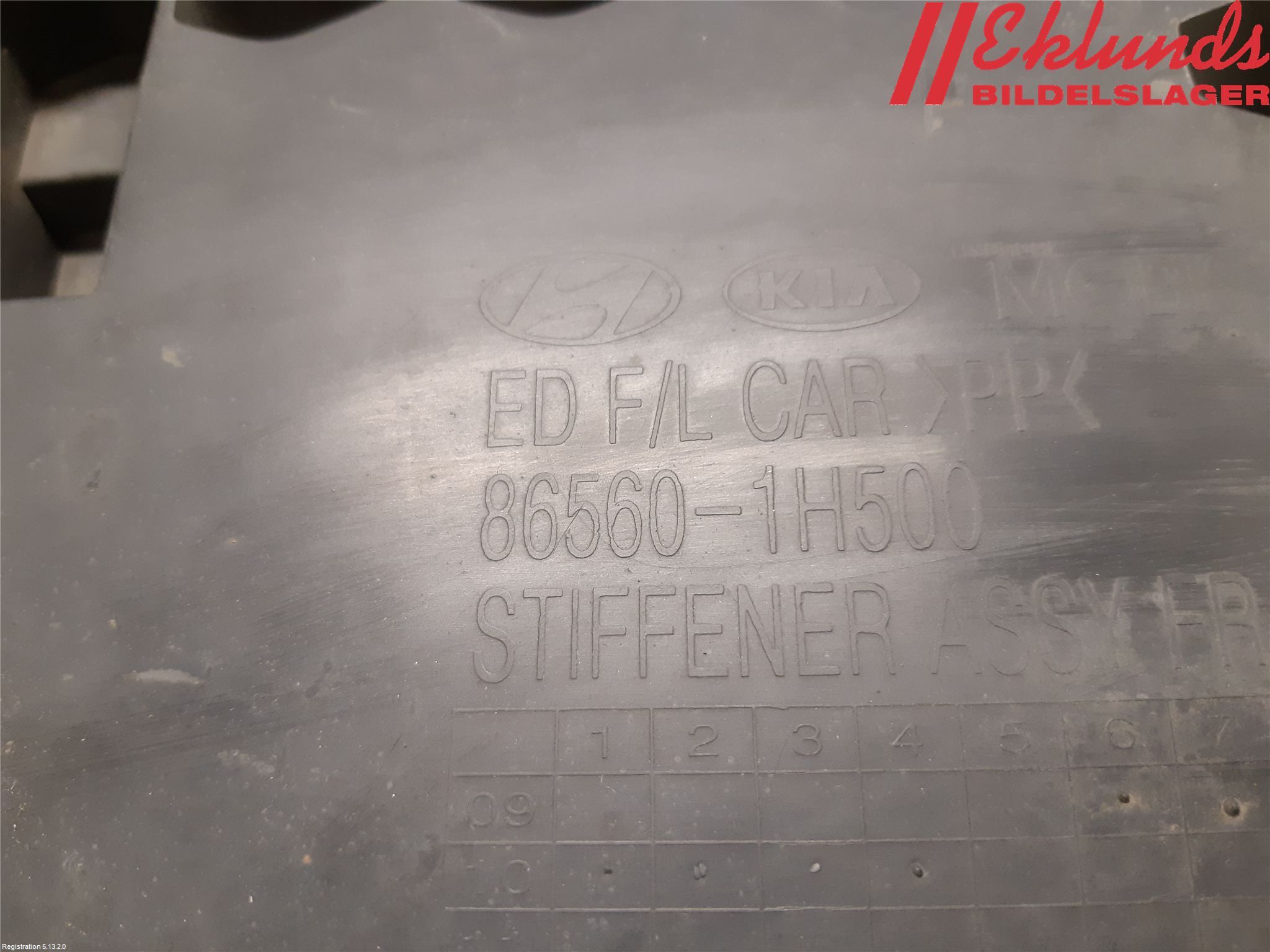 Kia CEED 06-12 Hasplåt Plåt-Plast