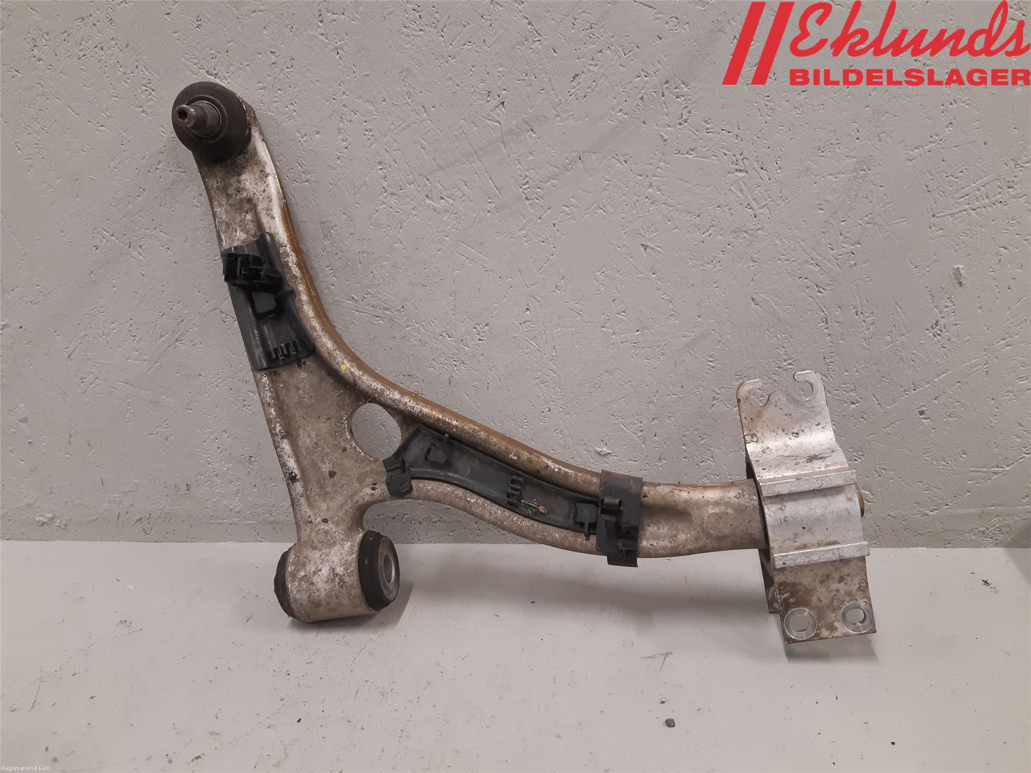Mercedes-Benz MB CLA-KLASS (C117/X117) 13-19 Bärarm Fram Undre Hö