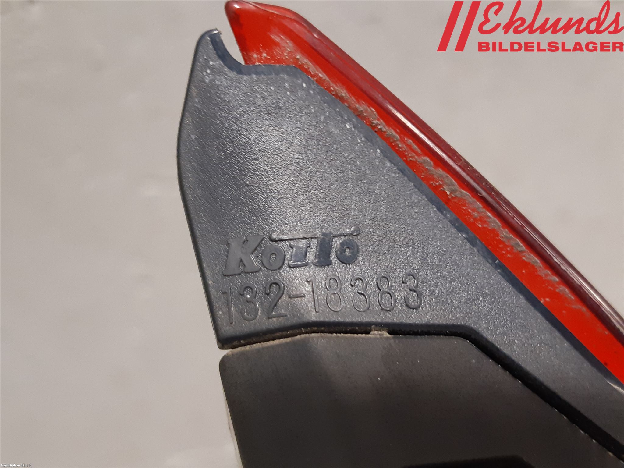 Mazda 2 (DJ) 15-22 Bakljus Lucka Vä