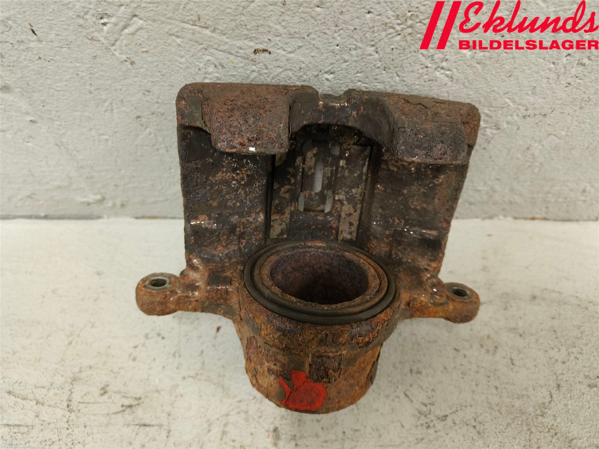 Volvo 940 91-98 Bromsok Fram Vänster