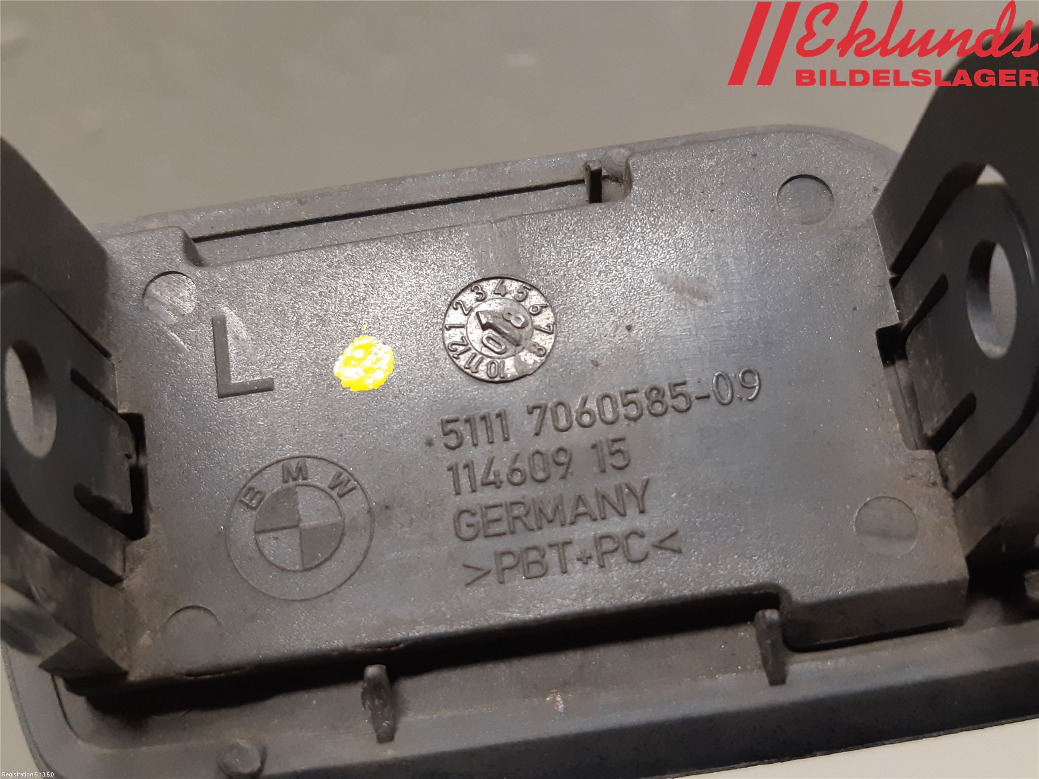 BMW 5 E60/61 Sed/Tou 02-10 Spolarmunstycke Strålkastare