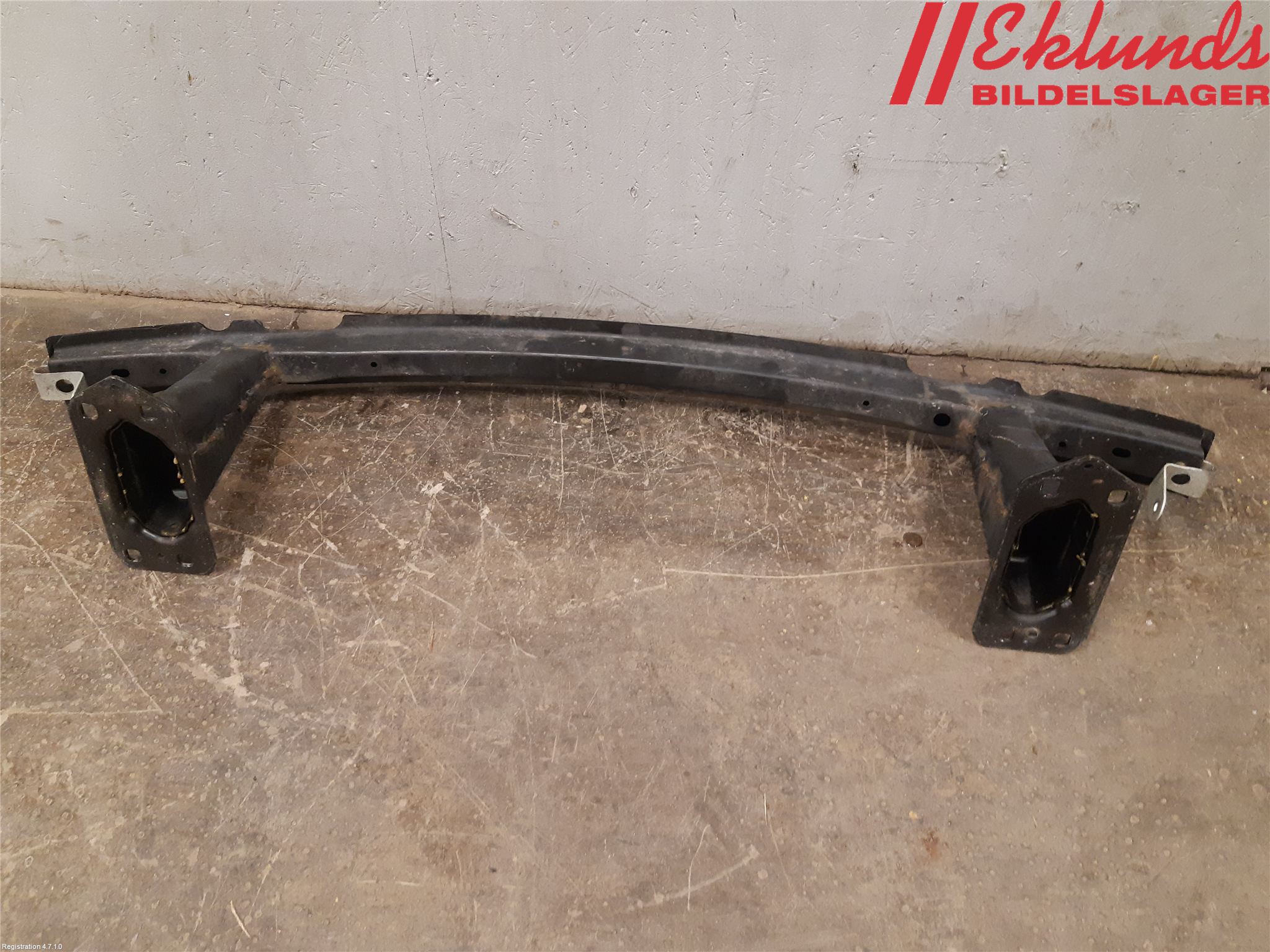 BMW 1 E87/81 5D/3D 03-11 Stötfångarbalk Fram