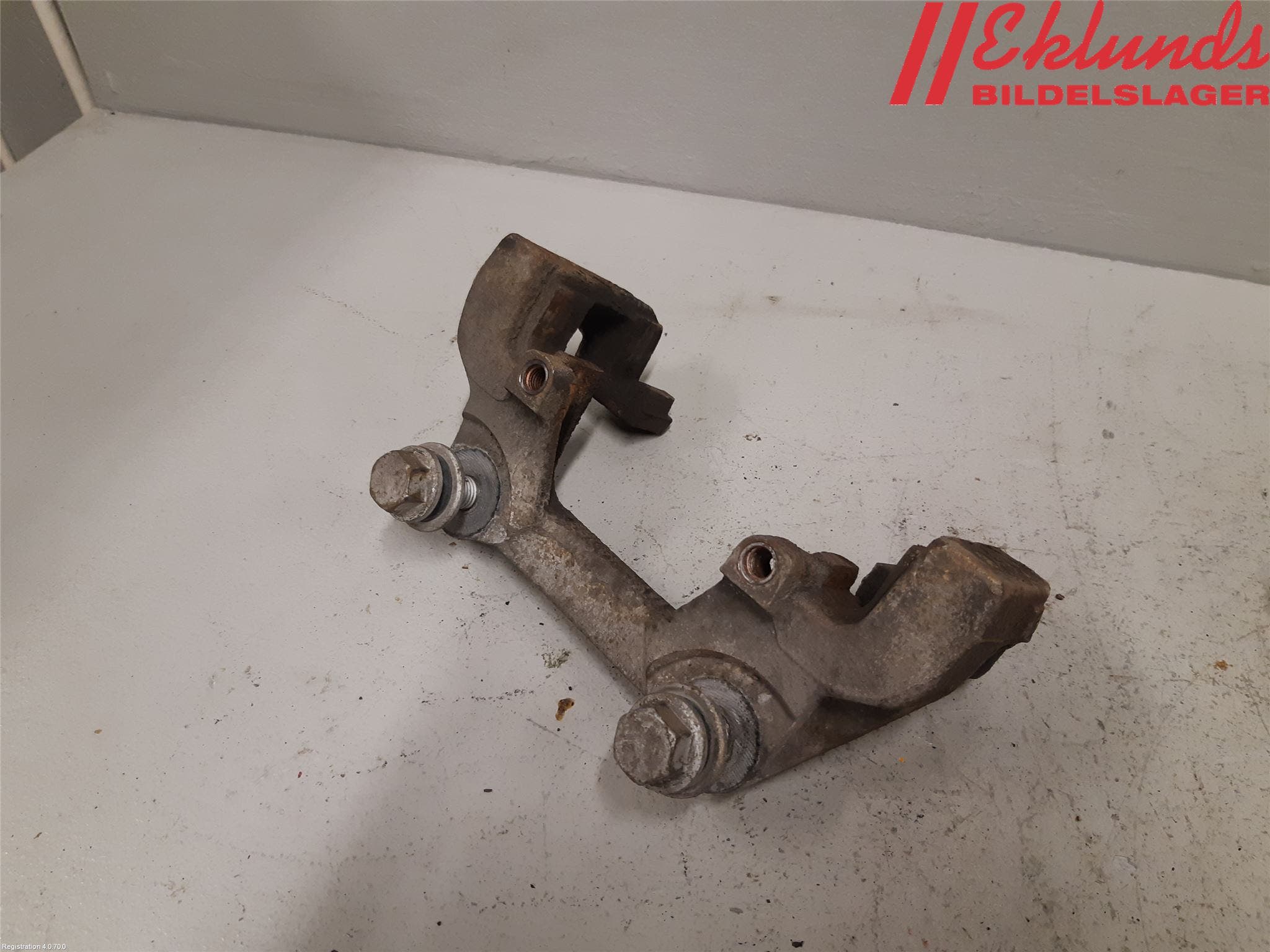 BMW 3 F30/F31/F80 12-19 Bromsokshållare