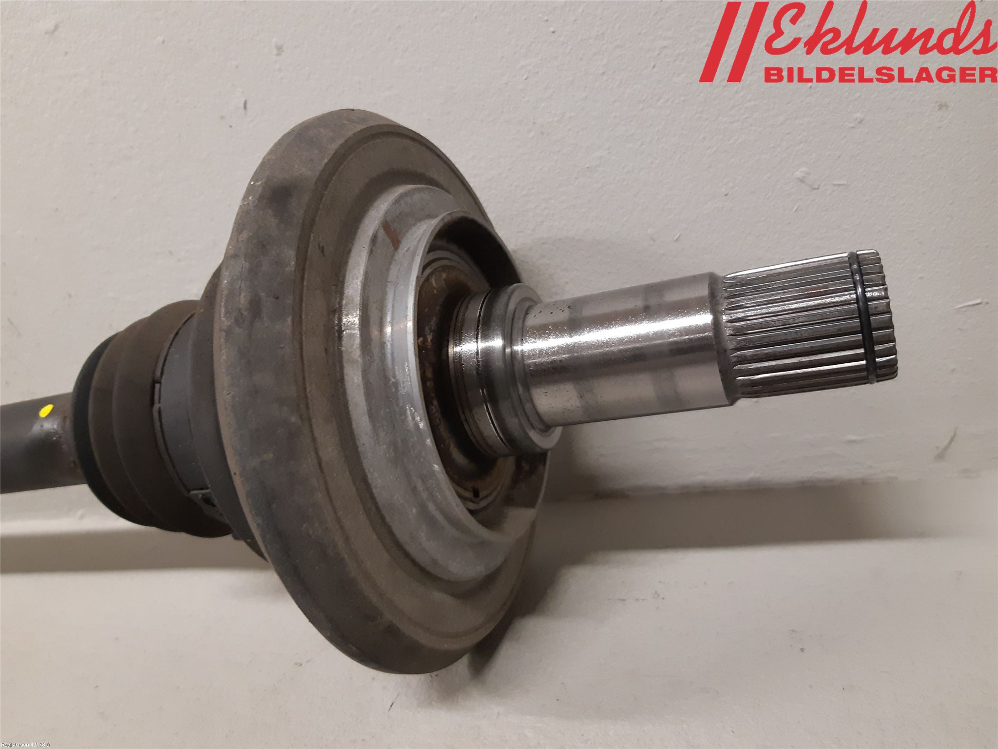 Mercedes-Benz MB E-KLASS (W213) 16-23 Drivaxel Bak Vänster