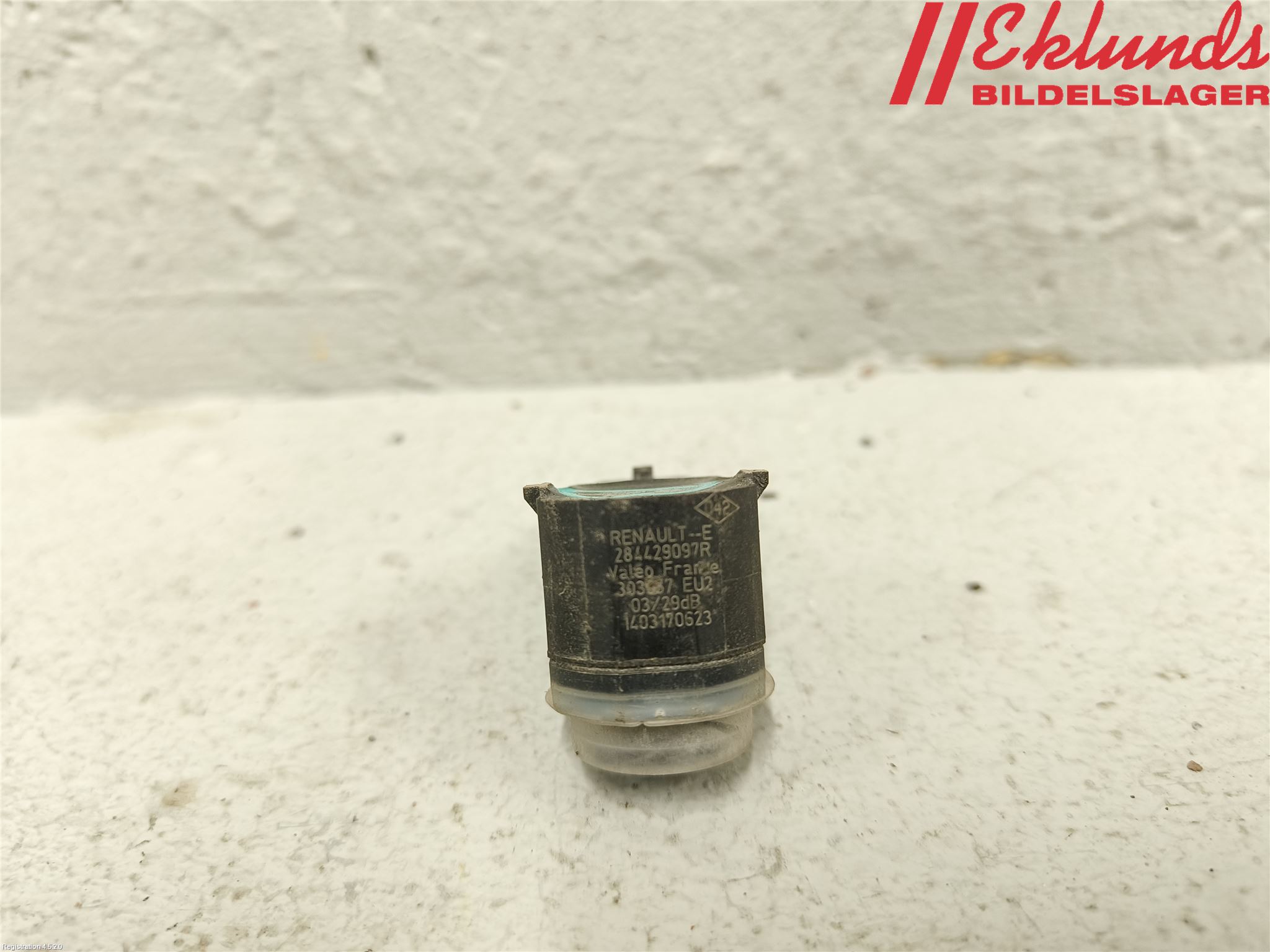 Renault MASTER III 15-20 Parkeringshjälp Backsensor