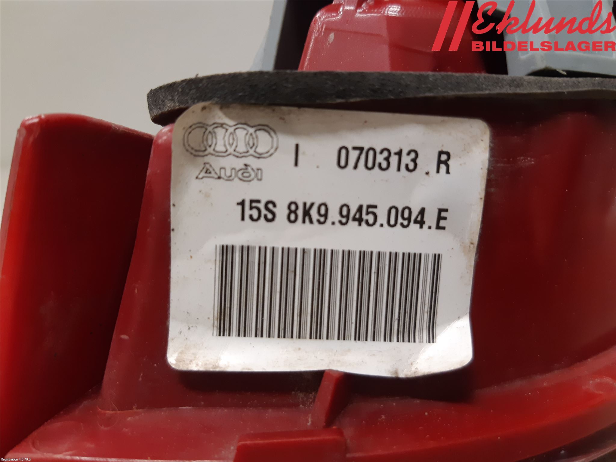 Audi A4 ALLROAD 09-16 Bakljus Lucka Hö