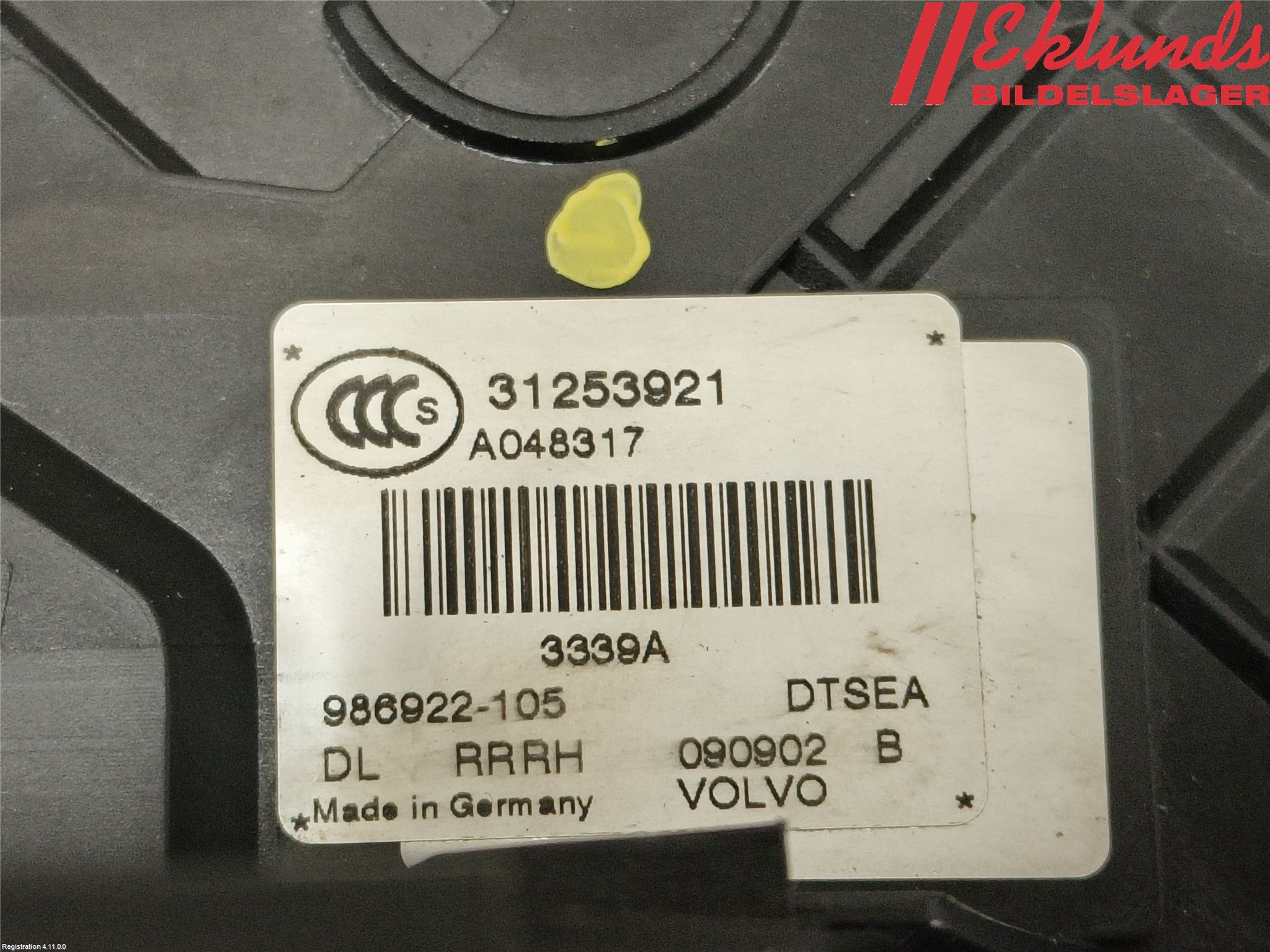 Volvo XC70 08-13 Låskista-Dörrlås