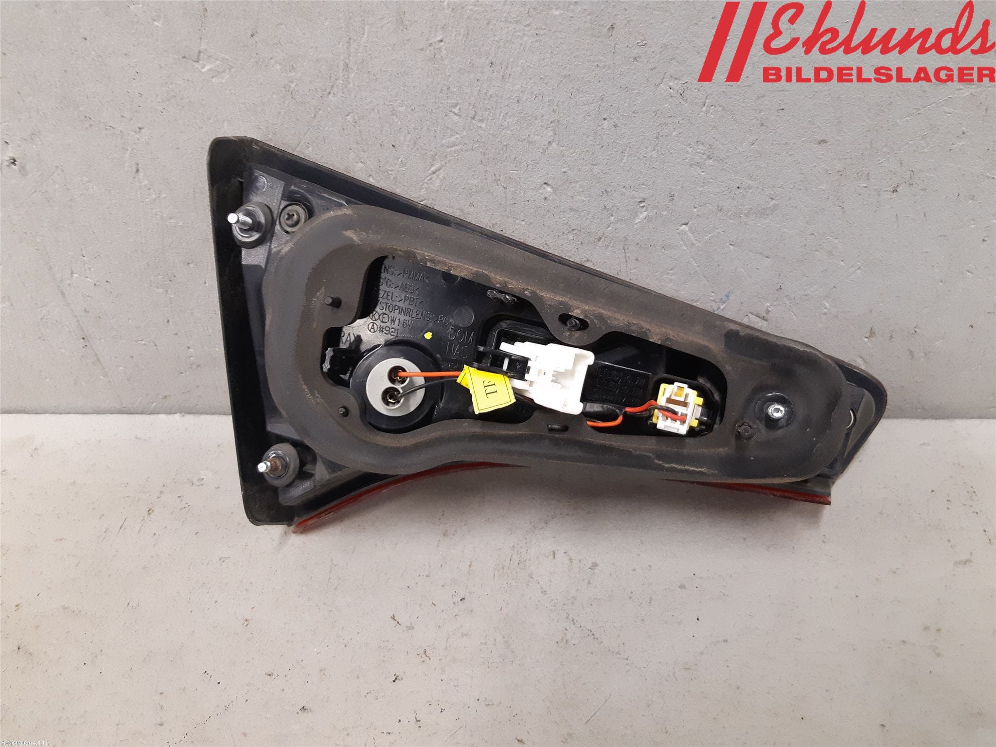 Kia OPTIMA 00-15 Bakljus Lucka Hö