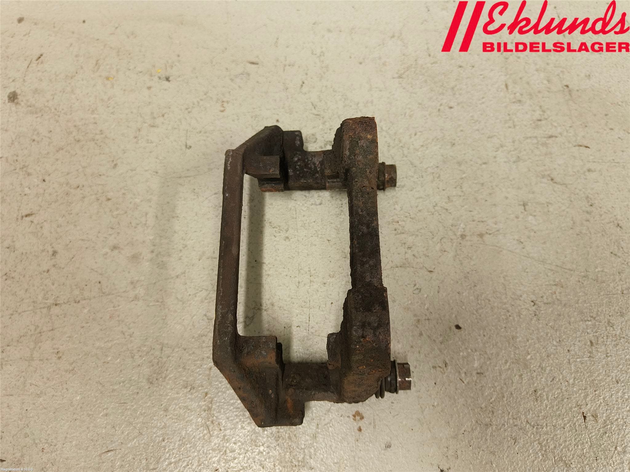 Volvo XC60 09-13 Bromsokshållare