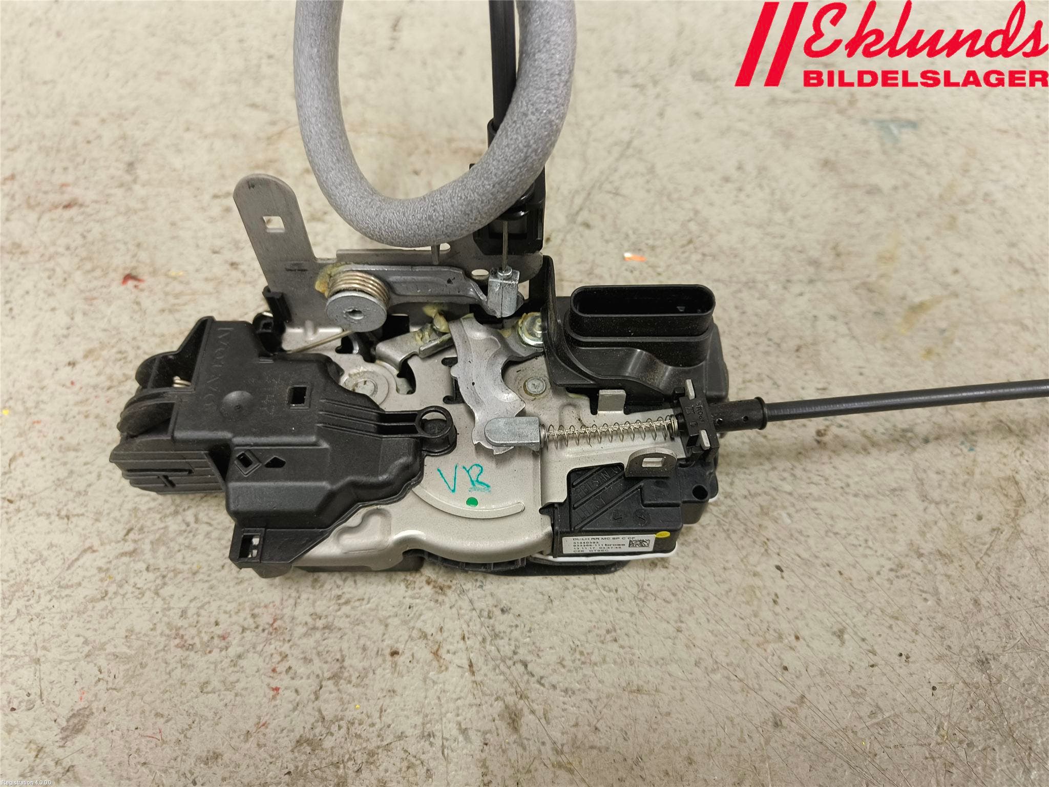 Volvo V40 12-19 Låskista-Dörrlås