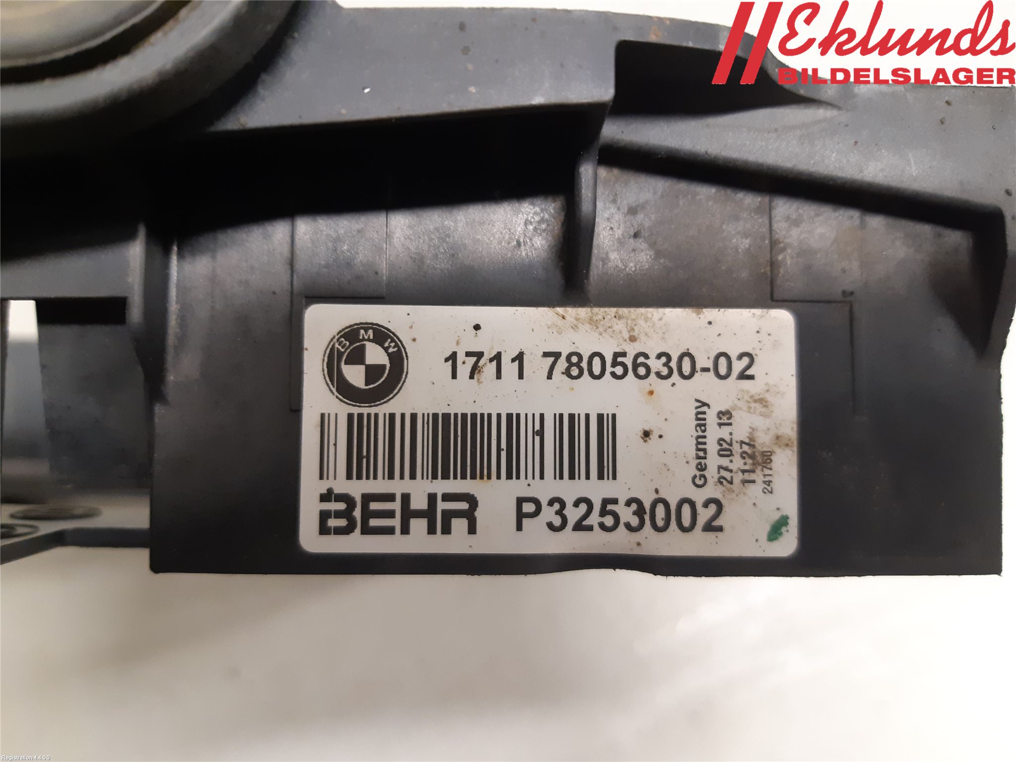 BMW 5 F10/F11/F18 09-17 Kylarfäste-Ram-Balk