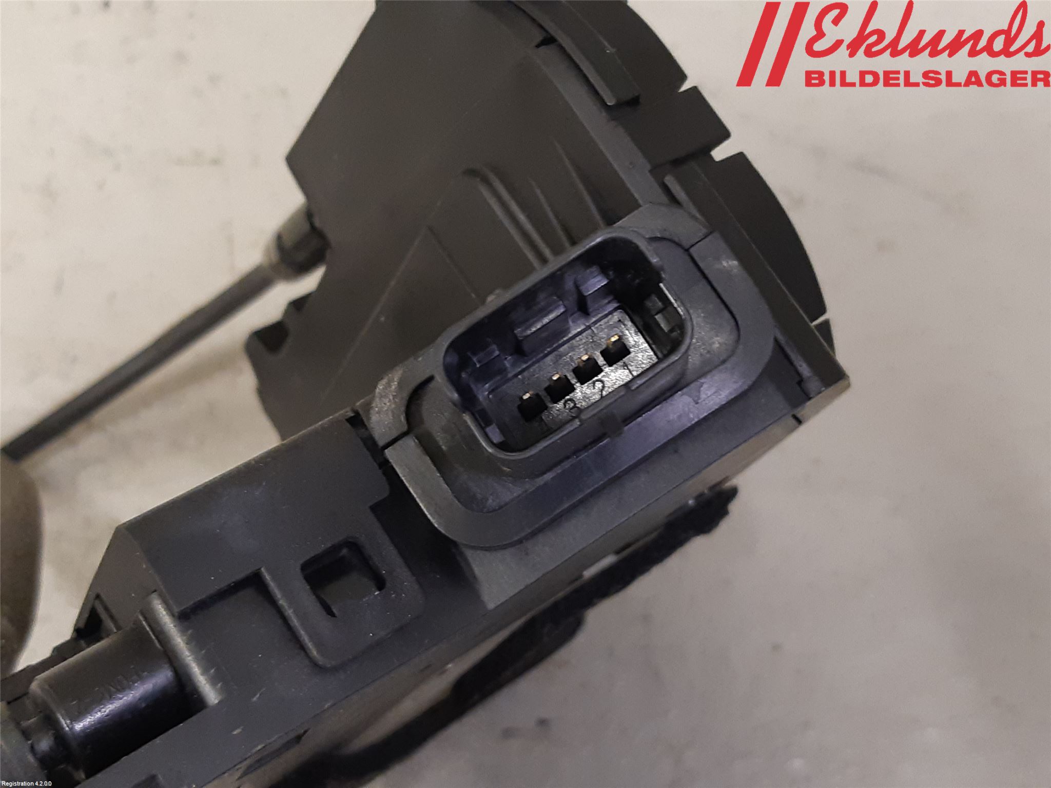 Renault CLIO IV 12-16 Låskista-Dörrlås