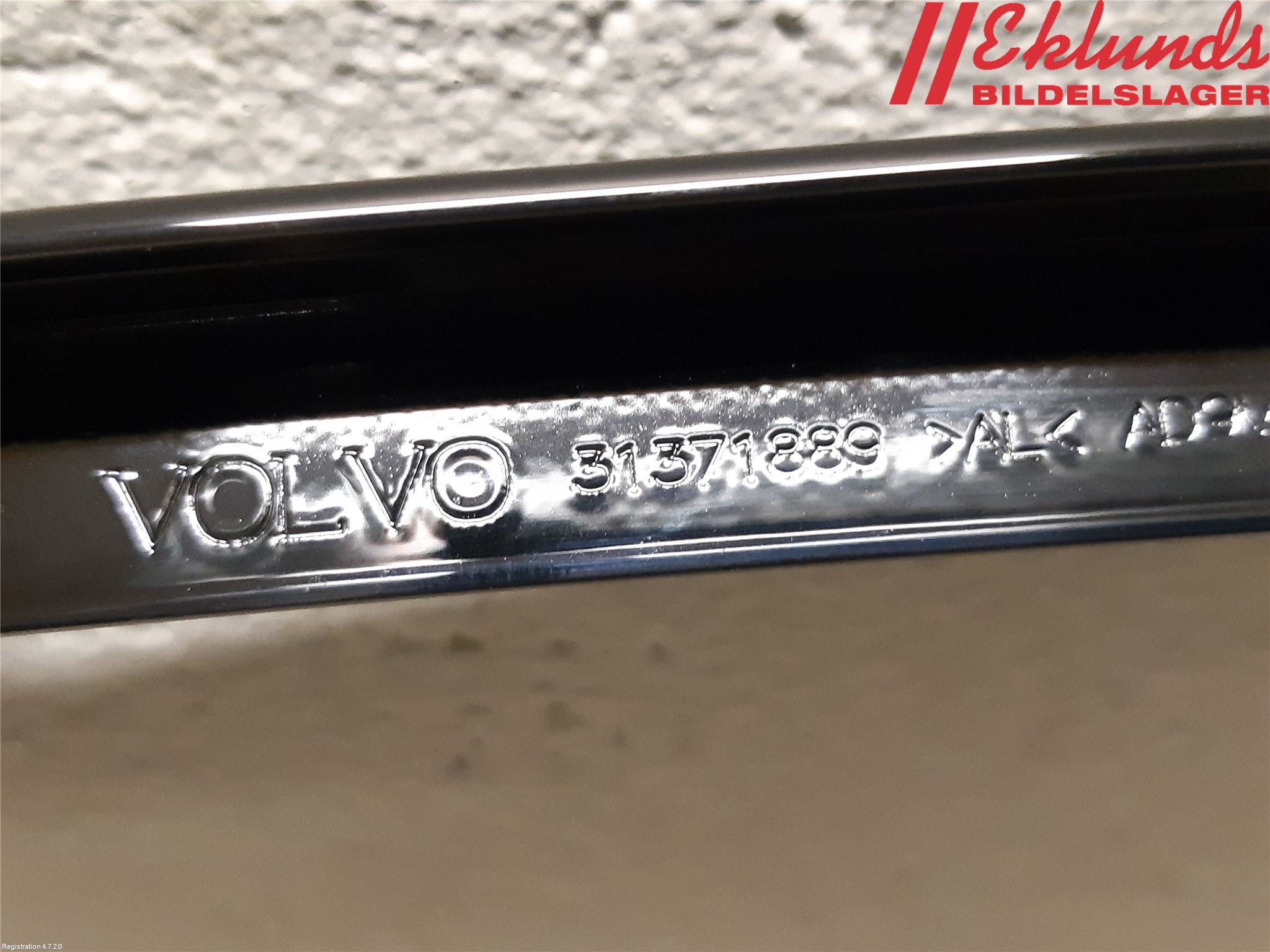 Volvo XC90/RECHARGE 16- Sidoruta Bak - Dekorlist