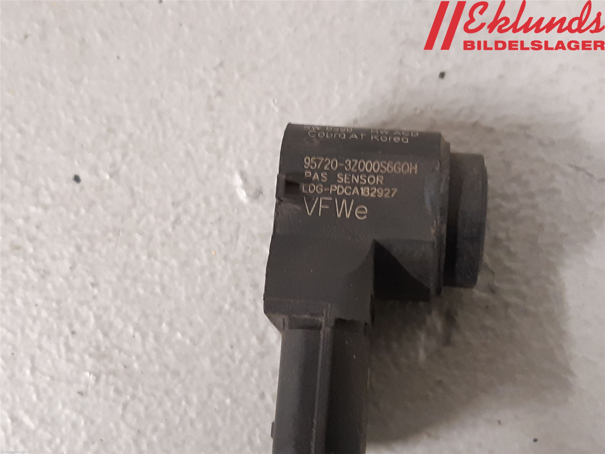 Hyundai i40 08-15 Parkeringshjälp Frontsensor