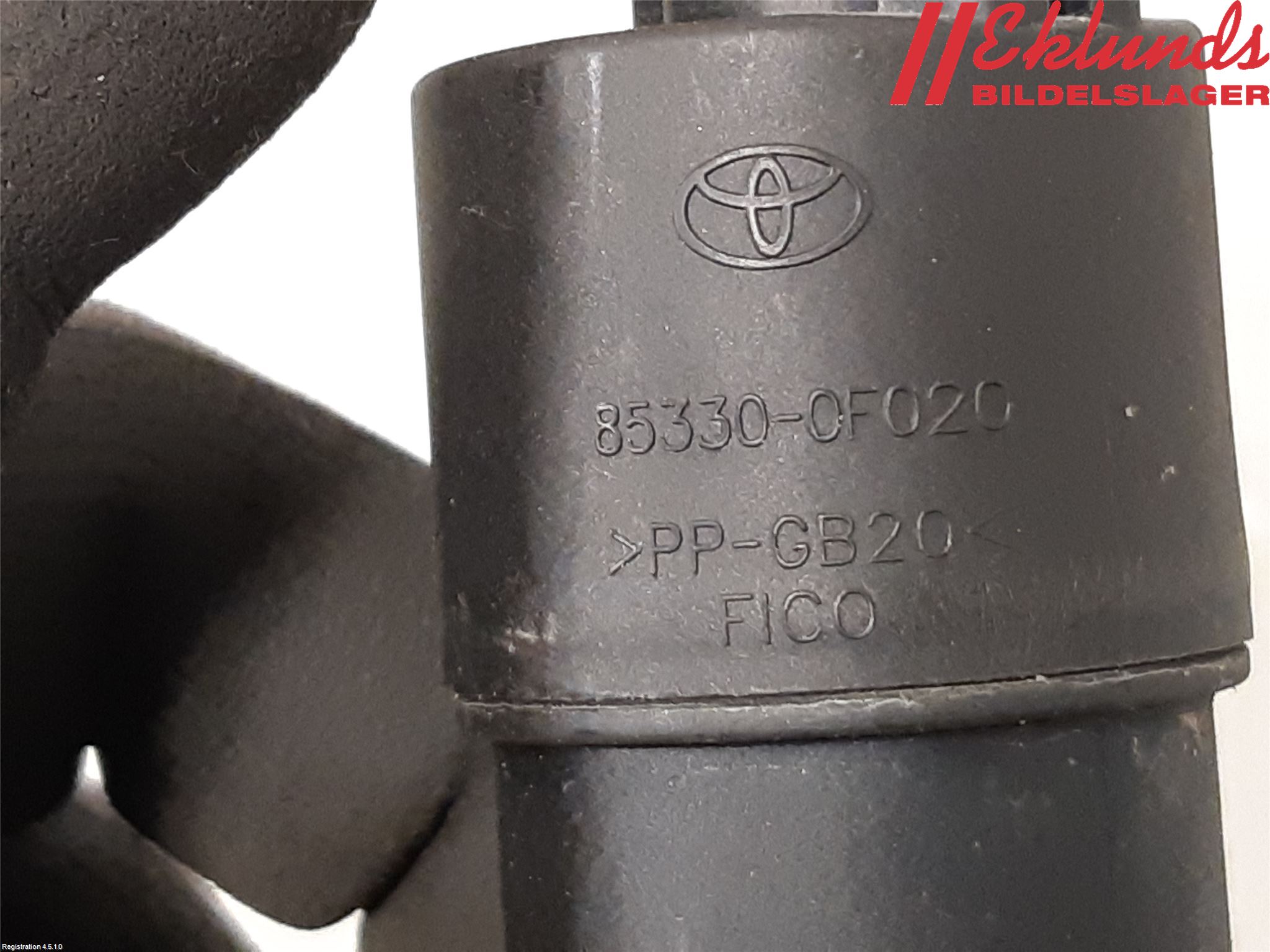 Toyota YARIS XP130 12-14 Spolarpump Baklucka