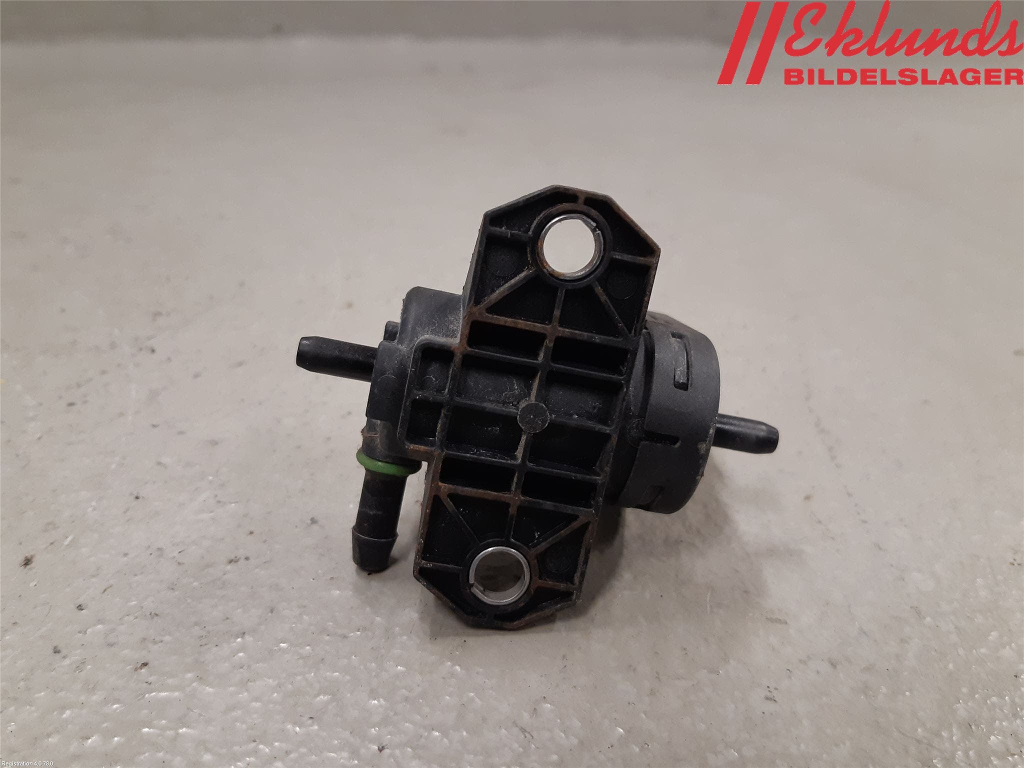 Citroen C4 CACTUS 14-20 Vakuumventil